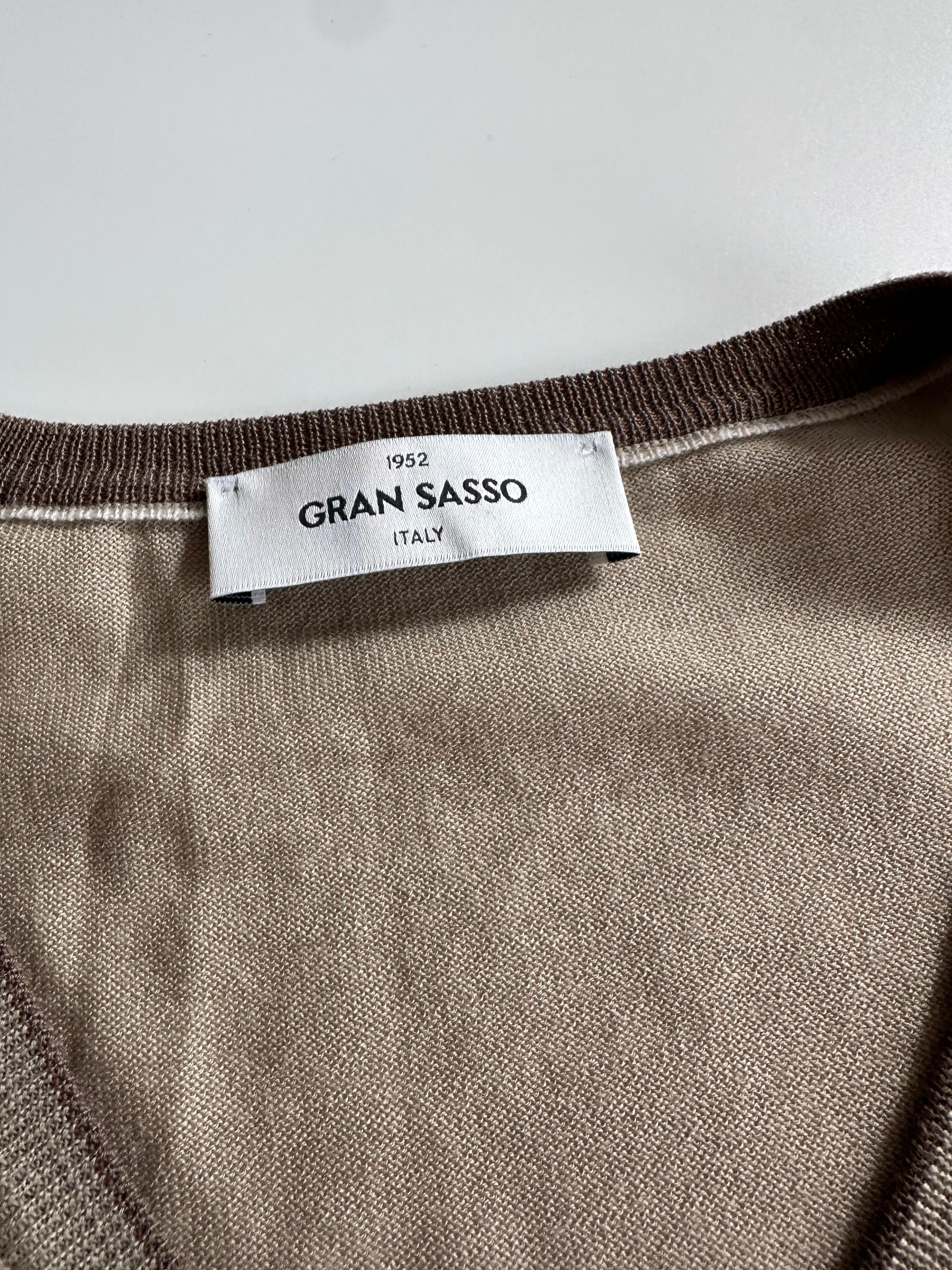 Gran Sasso Gran Sasso 100% Wool V neck beige sweater jumper Size US L / EU 52-54 / 3 - 5 Thumbnail
