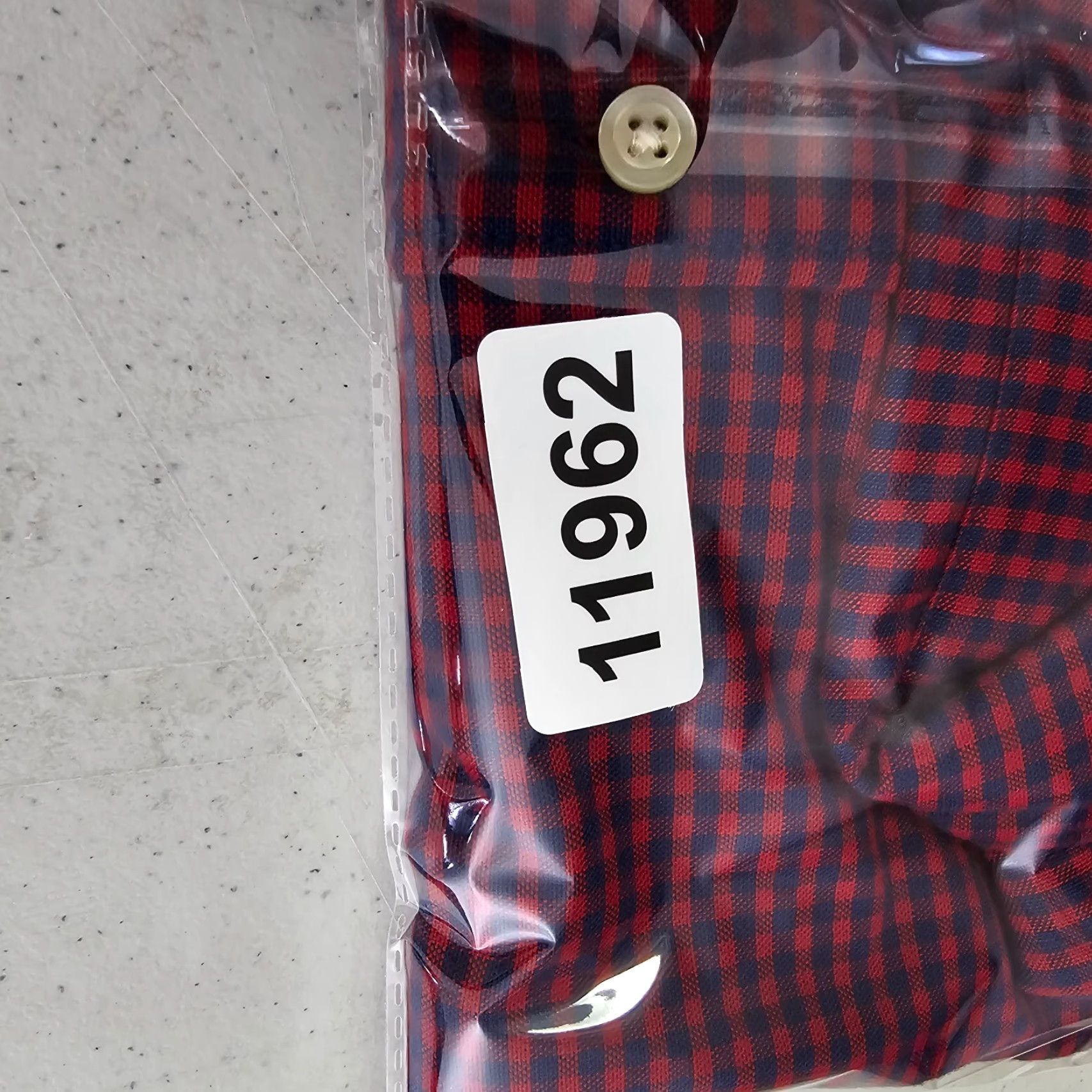 Gap GAP Shirt Mens Small Red Blue Check Knit Button Up Long Sleeve Preppy Size US S / EU 44-46 / 1 - 8 Thumbnail