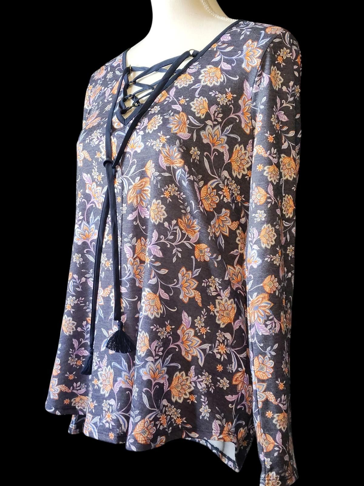 Other Xhilaration Women's Floral Lace-Up Long Sleeve Blouse Size S / US 4 / IT 40 - 4 Thumbnail