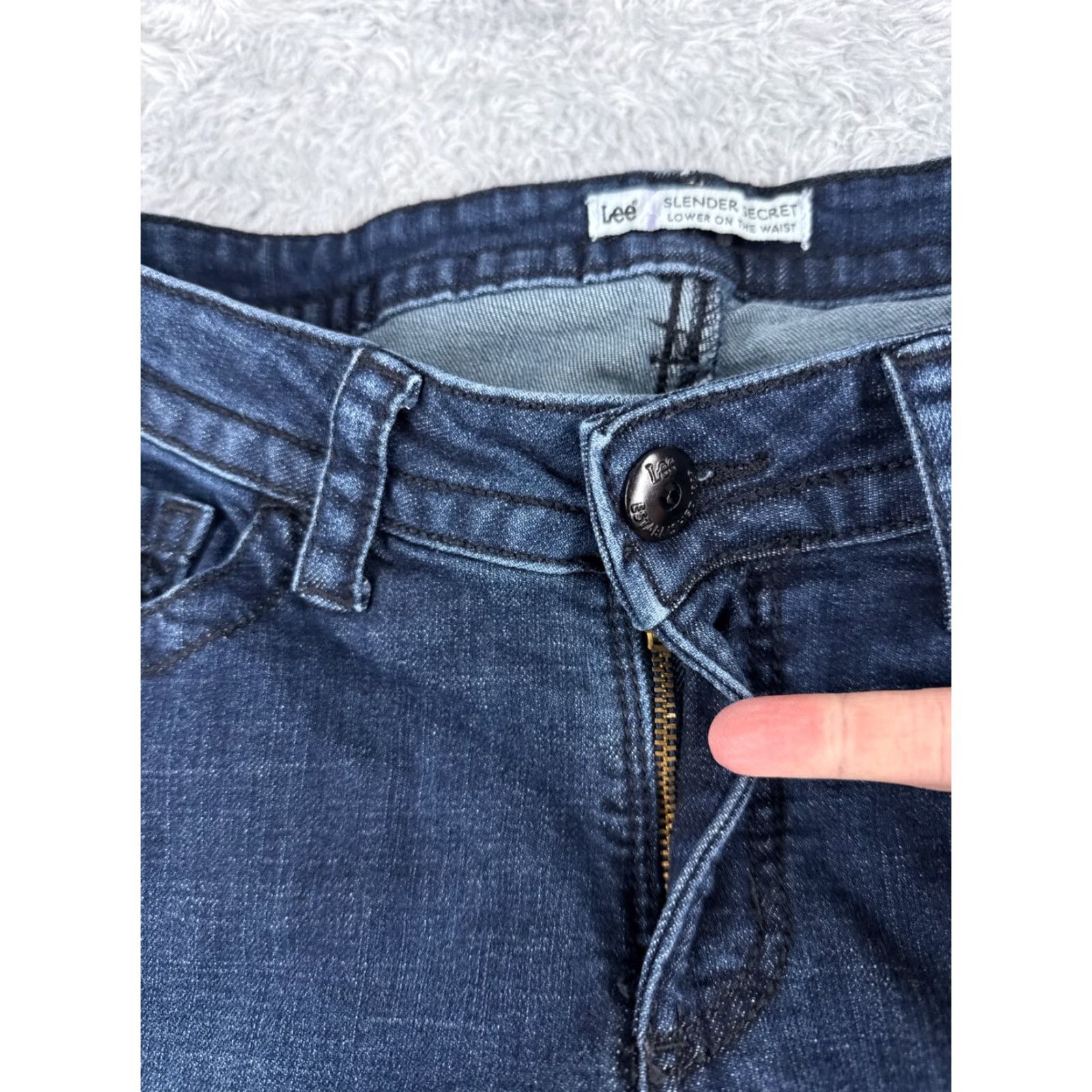 Lee Lee Jeans Women 8 Blue Denim Bootcut Slimming Secret Slender 27x30 Cotton Cotton Blend 5-Pocket Western Southwestern Cowboy Jeans Mens? Wait. Size 30" / US 8 / IT 44 - 5 Thumbnail