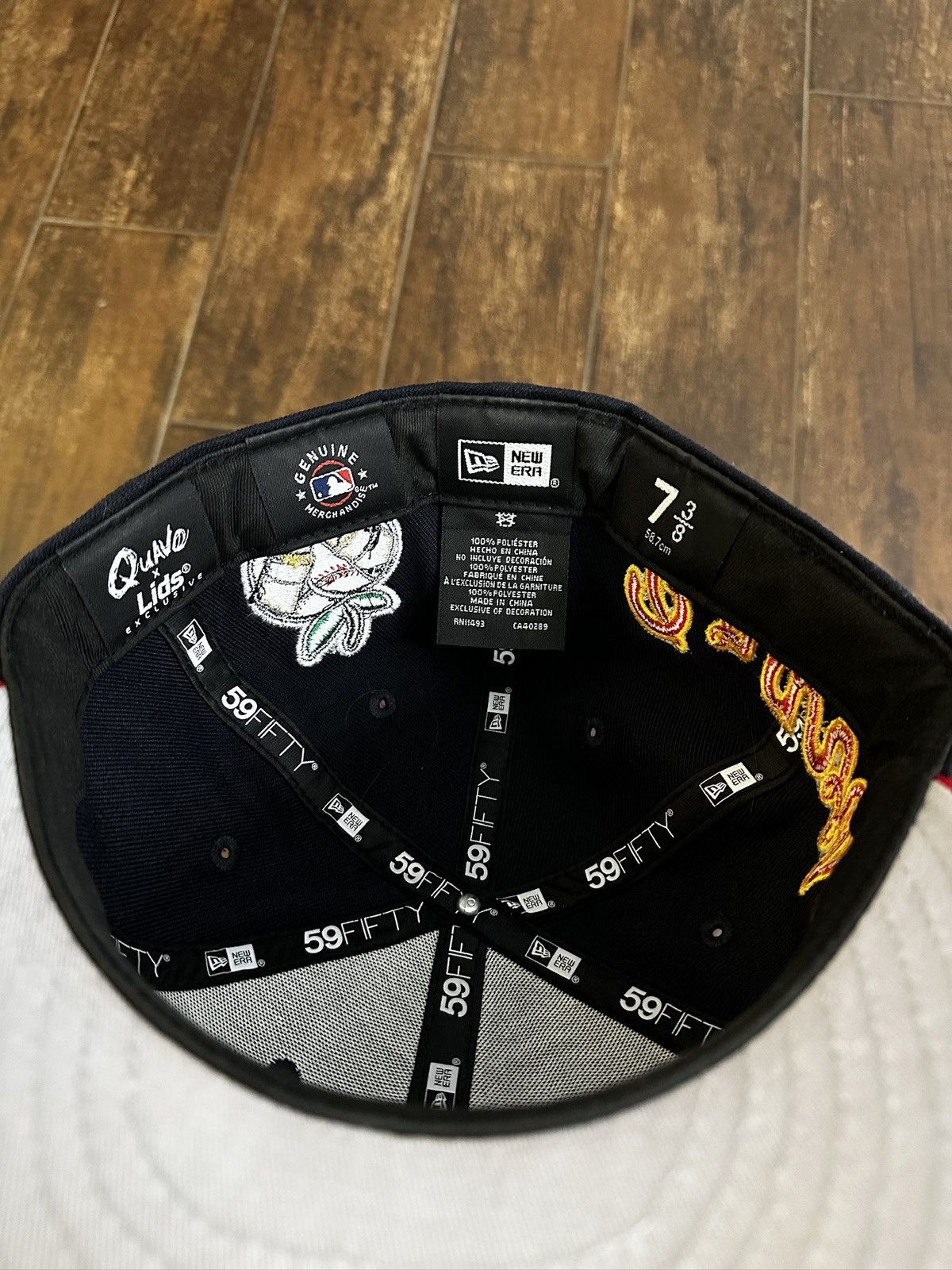 MLB Atlanta Braves Quavo Huncho 1995 World Series Fitted 7 3/8 Size ONE SIZE - 4 Thumbnail