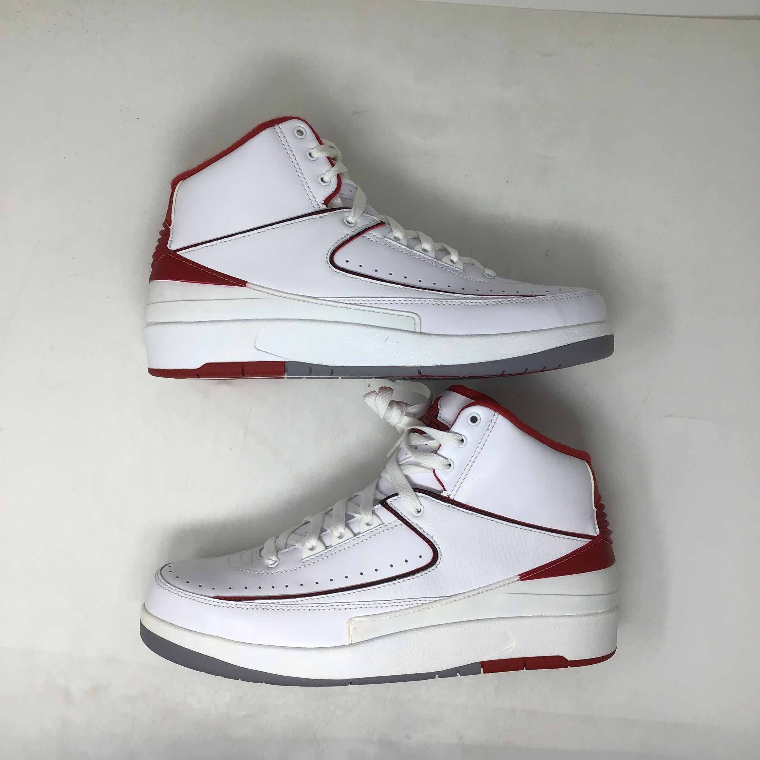 Air Jordan 2 Retro Chicago Home display picture 1