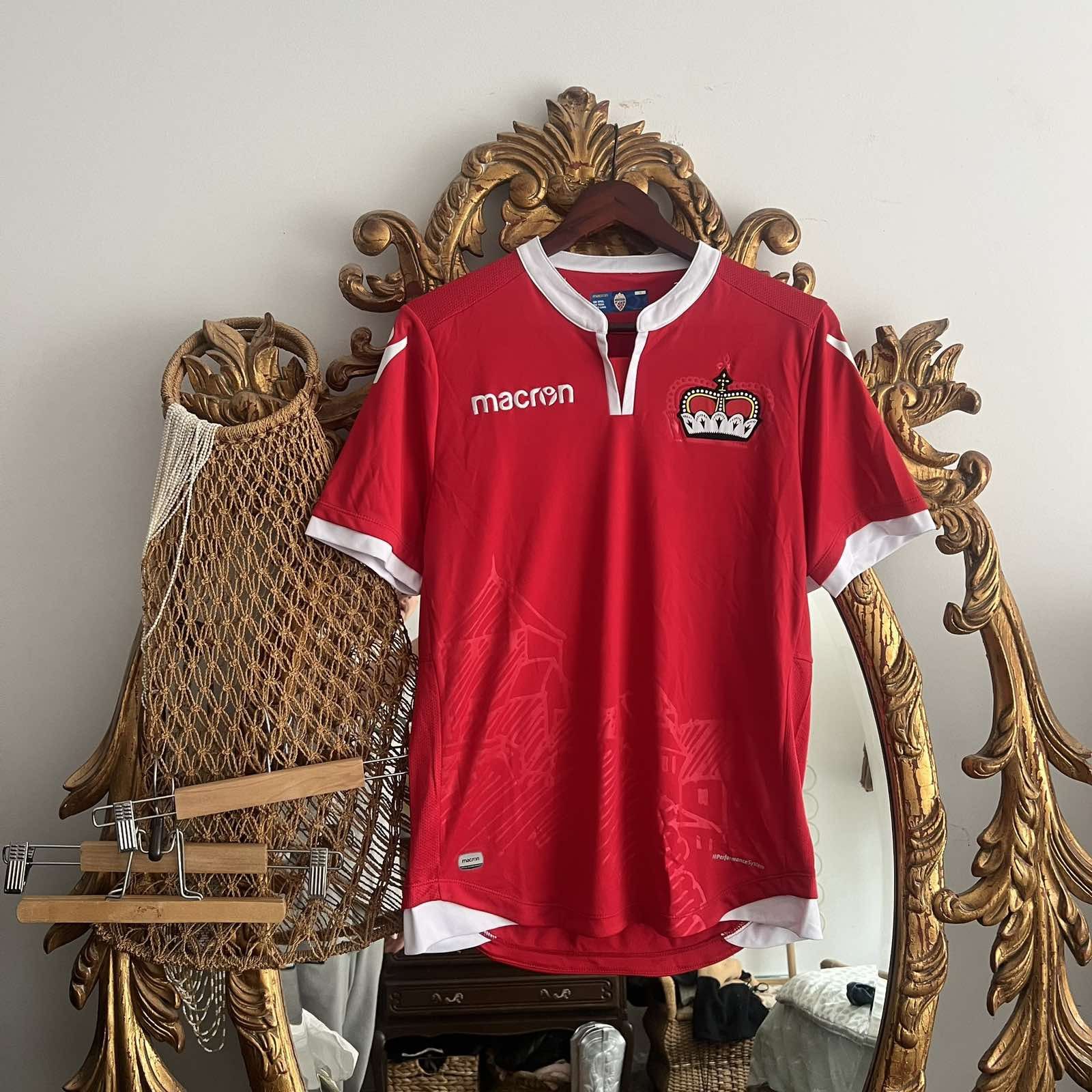 Macron Macron Liechtenstein Away Red football shirt Soccer Sz M Size US M / EU 48-50 / 2 - 1 Thumbnail