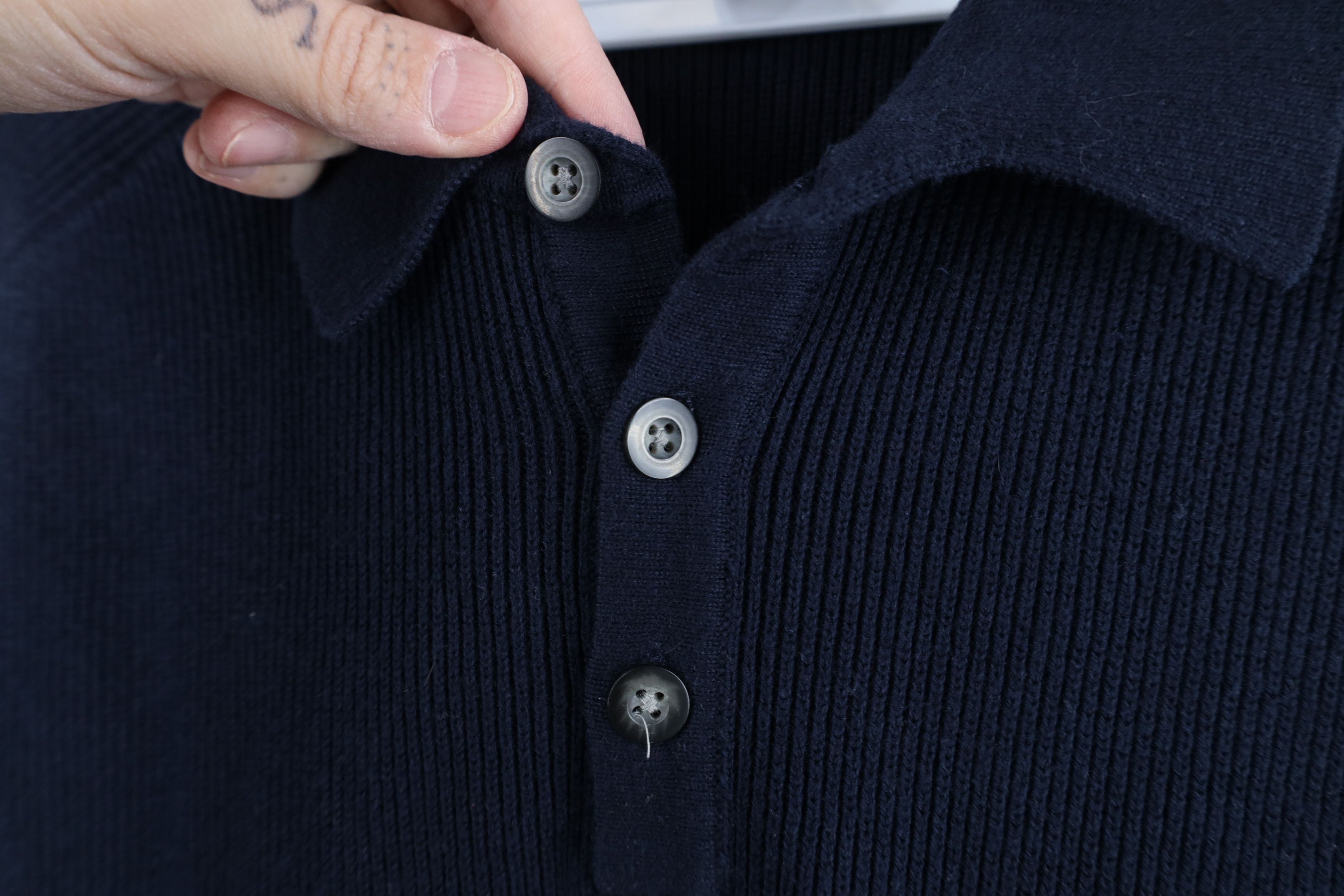 Eddie Bauer Vintage Eddie Bauer Ribbed Knit Collared Sweater Navy Blue Size XL / US 12-14 / IT 48-50 - 4 Thumbnail