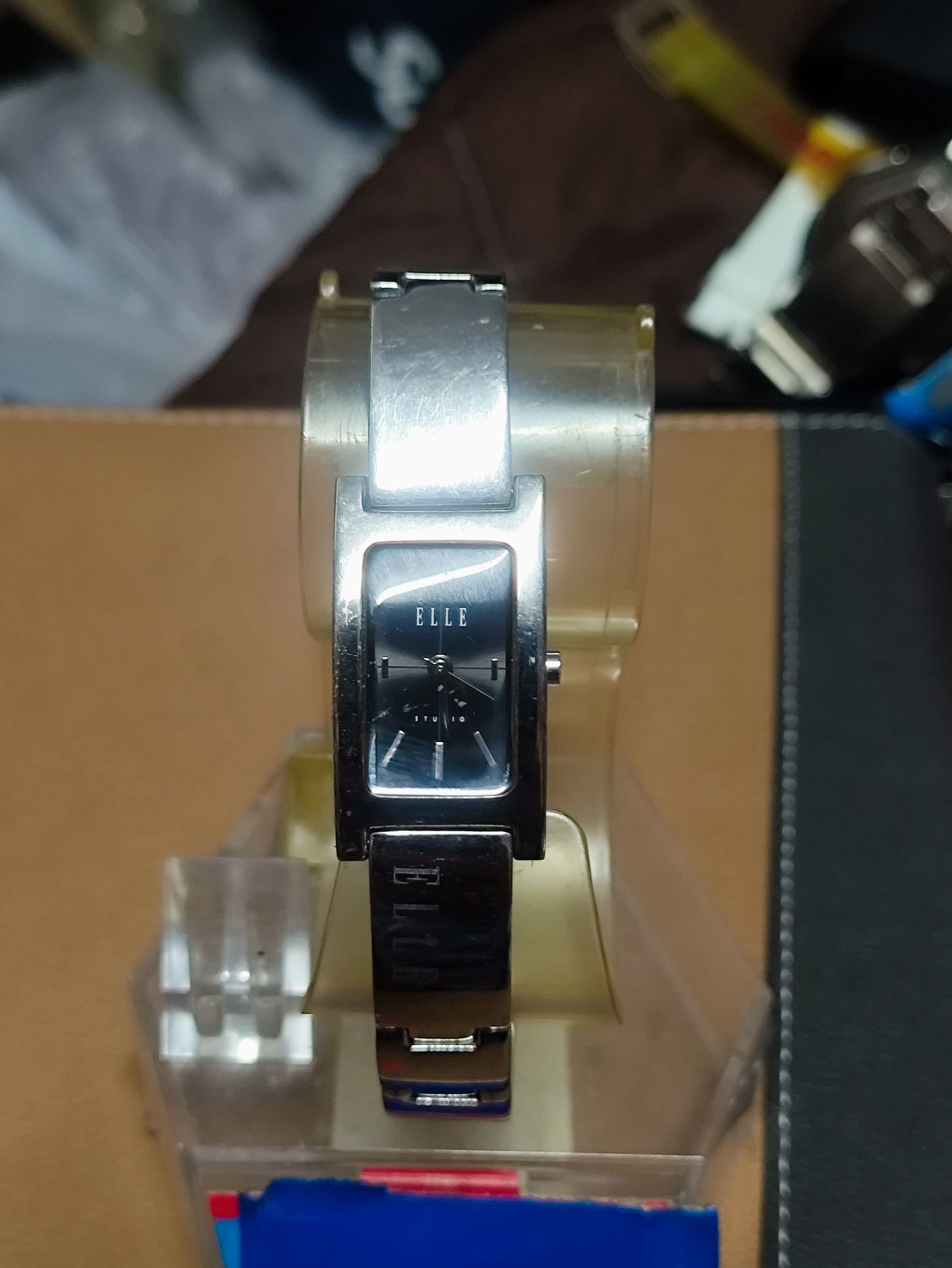Vintage Vintage 💥 ELLE QUARTZ WATCH (JAPAN MADE) Size ONE SIZE - 1 Thumbnail