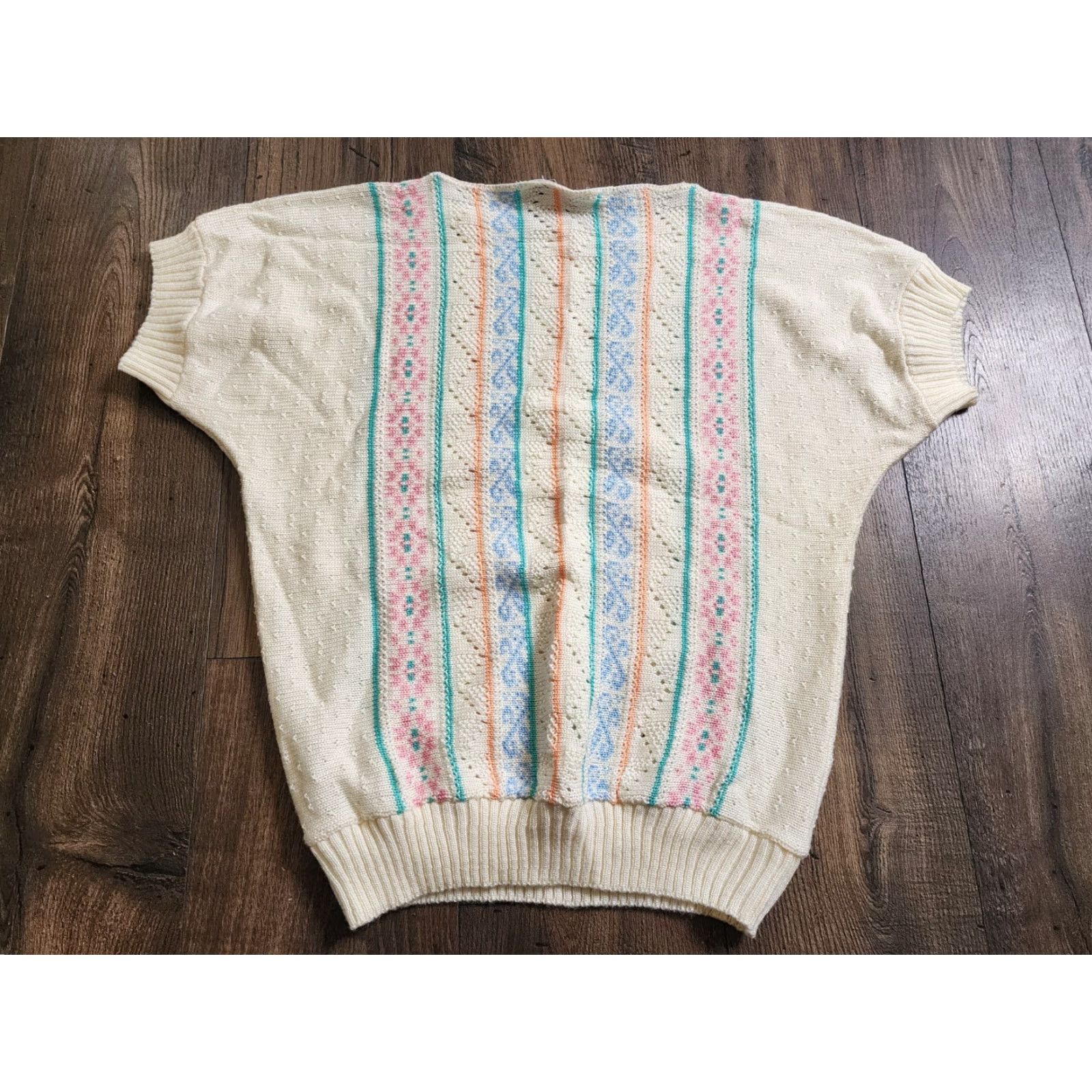 Vintage Vintage Womens M Pastel Cottagecore Short Sleeve Sweater Shirt Size M / US 6-8 / IT 42-44 - 2 Thumbnail
