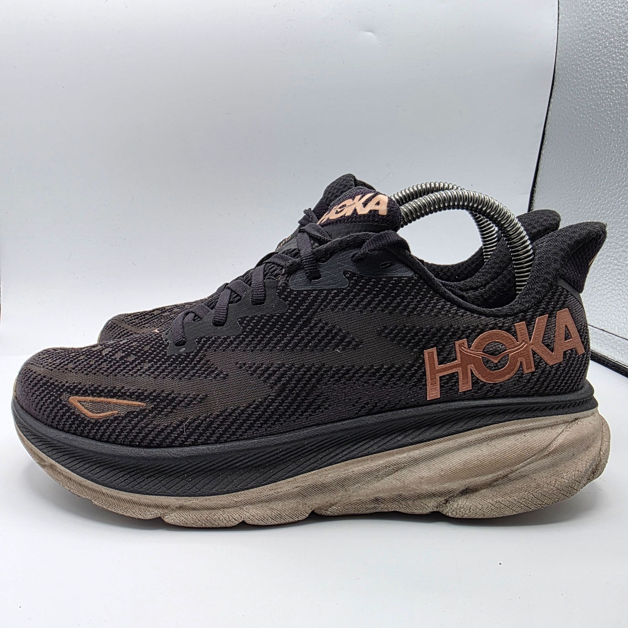 Hoka Hoka One One Clifton 9 Womens Size 9 B Black Shoes Athletic Size US 9 / IT 39 - 13 Thumbnail