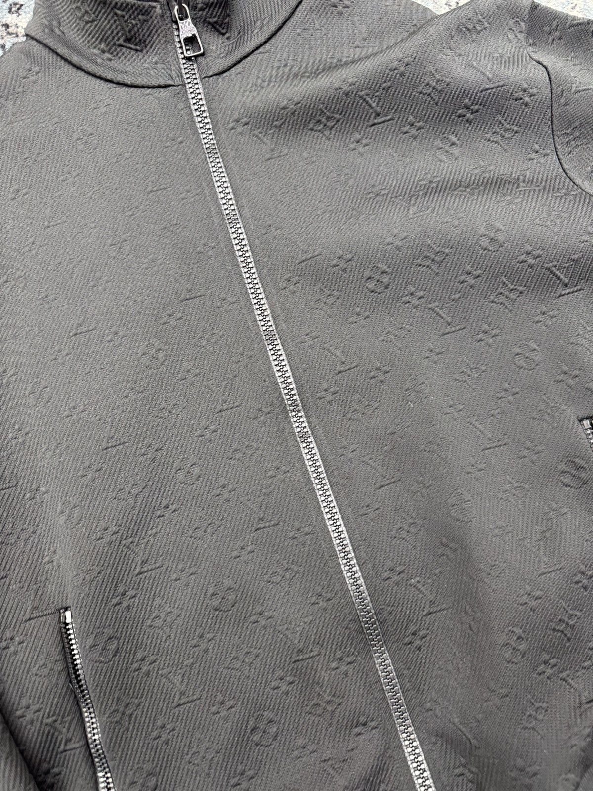 Louis Vuitton Louis Vuitton Monogram Zip-Through Top fleece Size US L / EU 52-54 / 3 - 3 Thumbnail