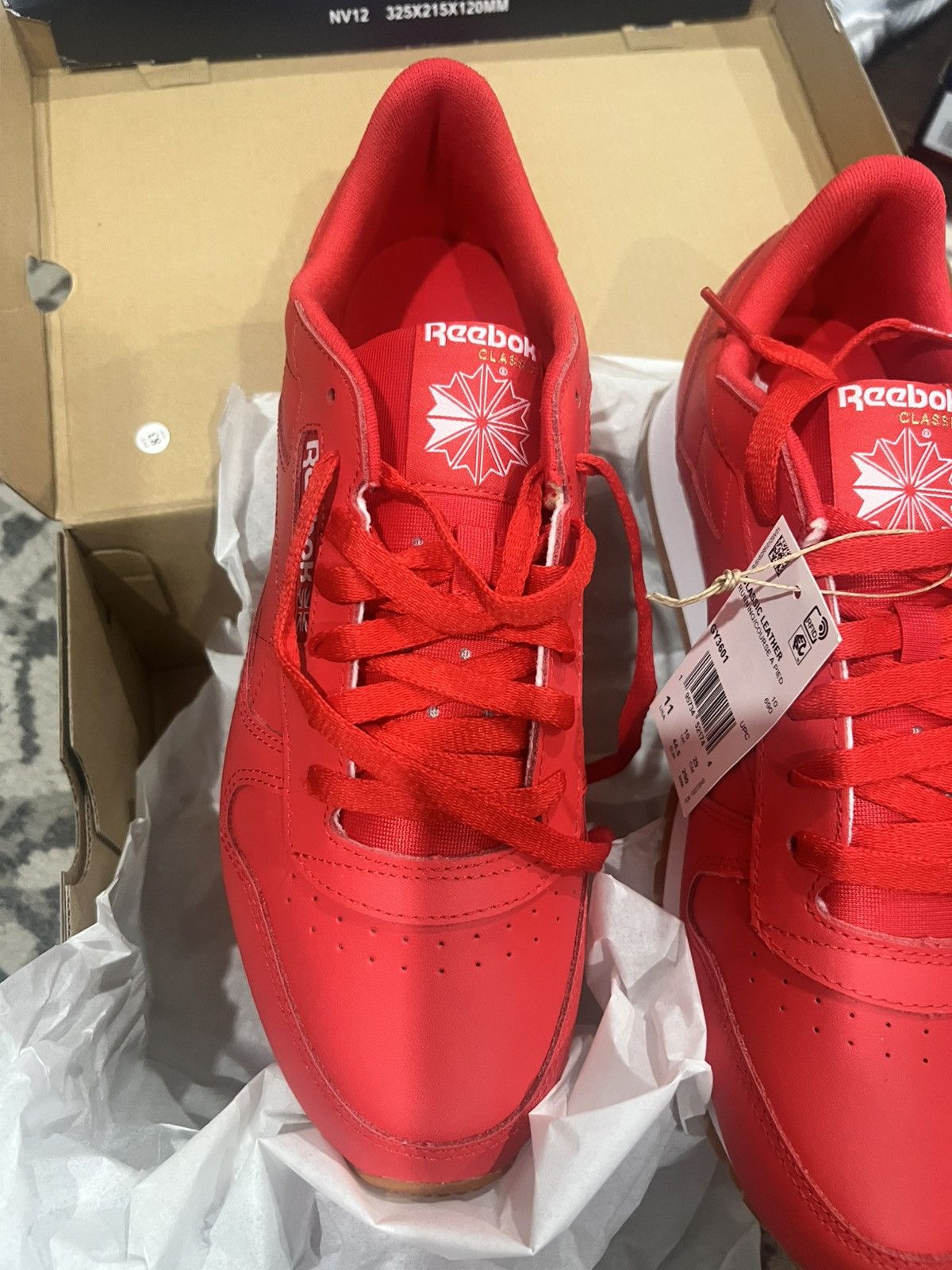Reebok Reebok Red Classics Size US 12 / EU 45 - 10 Thumbnail