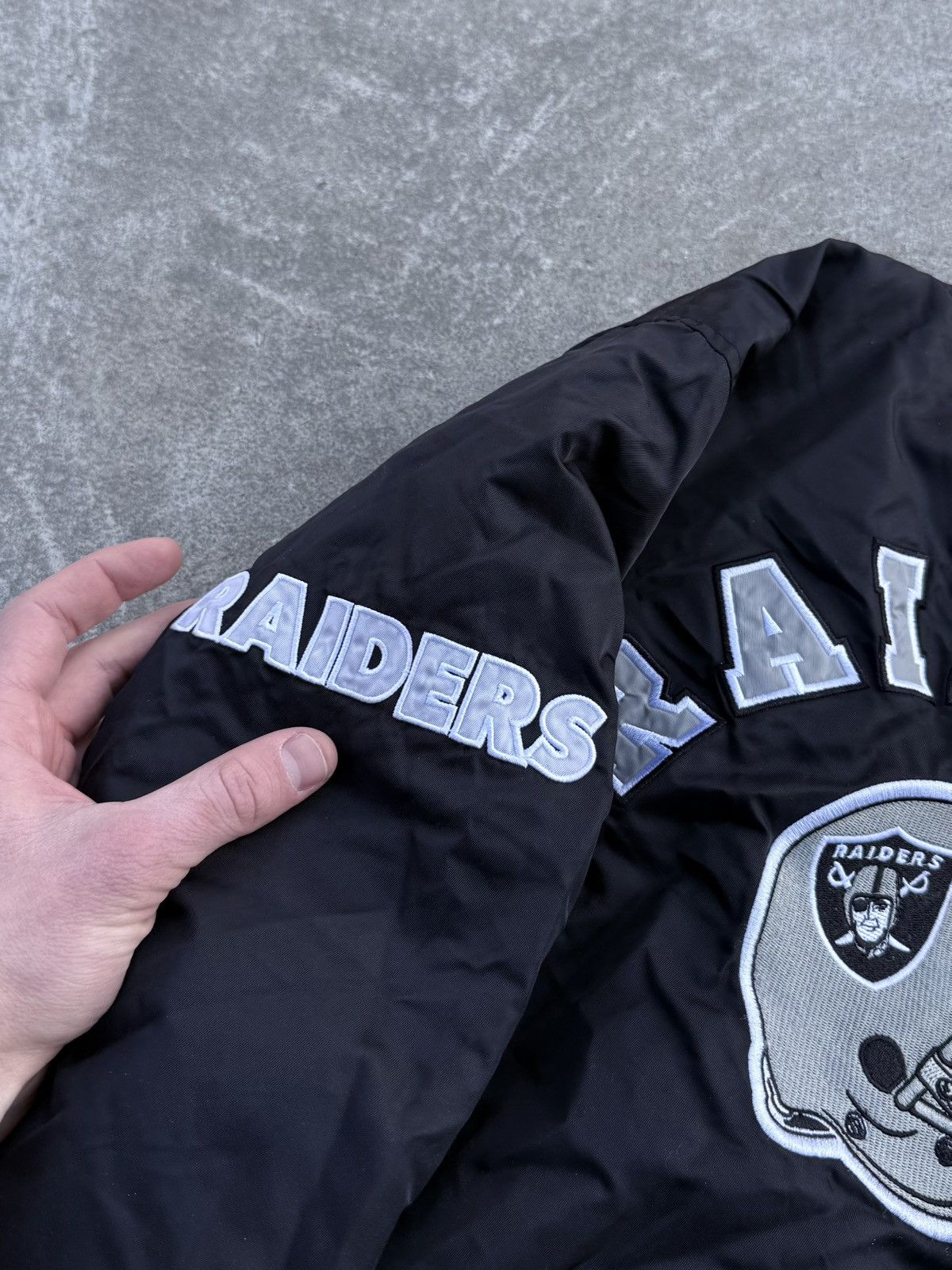 Other Vintage NFL Raiders Y2K avantgarde streetwear band bomber Size US XS / EU 42 / 0 - 11 Thumbnail