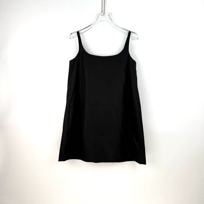 Prada Prada Black metal triangle strap skirt 2502-Nextarrow Size XS / US 0-2 / IT 36-38 - 4 Thumbnail