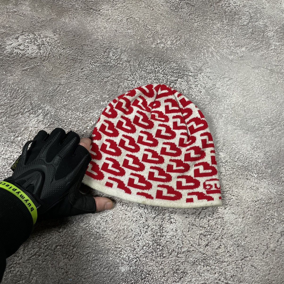 Vintage Vintage 90s Love Hearts Beanie Skate Streetwear Red Slim OS Size ONE SIZE - 1 Thumbnail