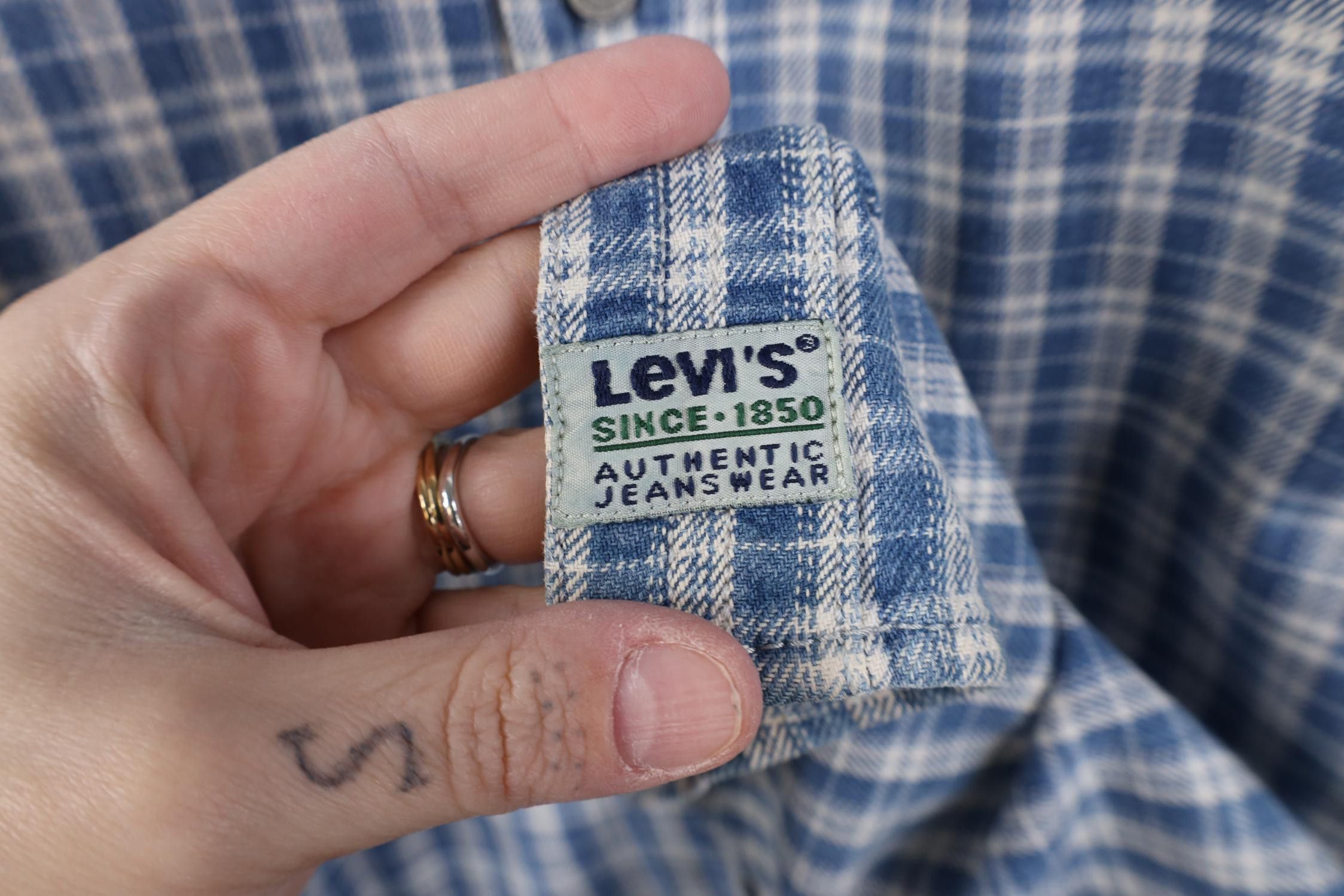 Levi's Vintage 90s Levis Denim Collared Button Shirt Blue Plaid Size US XL / EU 56 / 4 - 4 Thumbnail