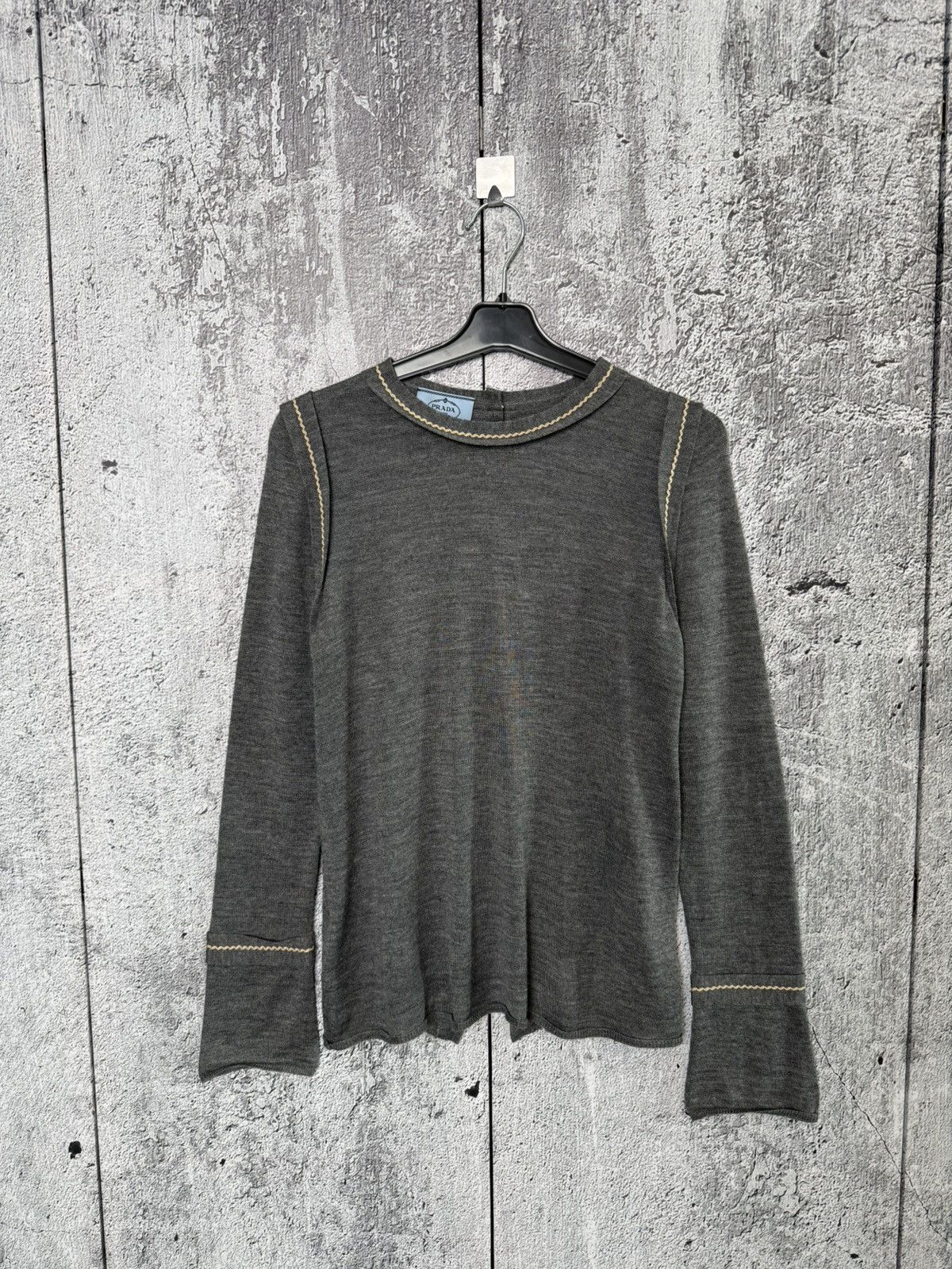 Prada Prada Grey Wool and Silk Knit Long Sleeve Open Back Sweater Size S / US 4 / IT 40 - 2 Thumbnail