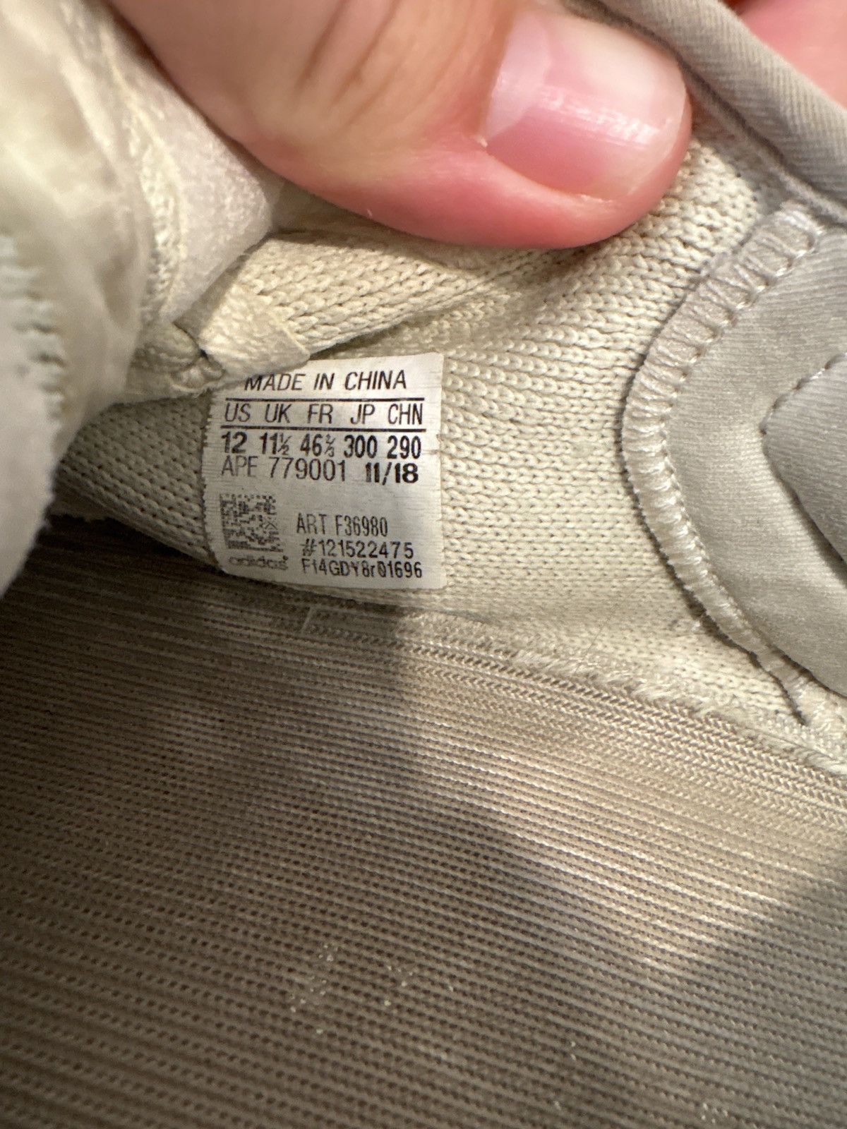 Yeezy Yeezy 350 Cream colorway Size US 12 / EU 45 - 7 Thumbnail