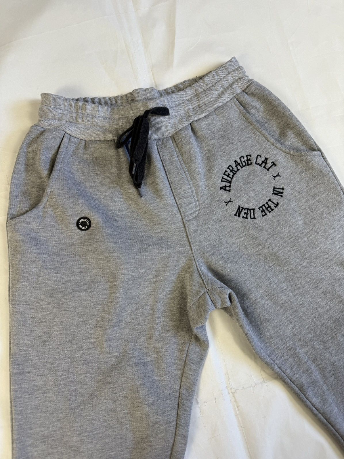 Vintage Average Cat ‘In The Den’ Sweatpants Size US 30 / EU 46 - 2 Thumbnail