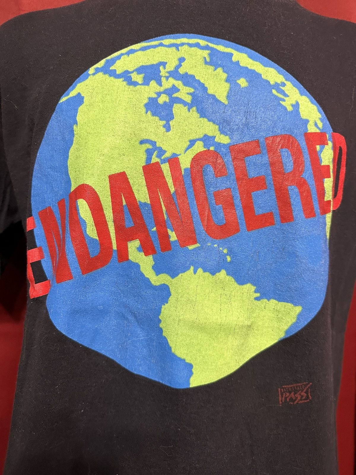 Band Tees × Vintage Vintage Endangered Earth Tshirt 90’s Backstage Pass Grail Size US L / EU 52-54 / 3 - 2 Thumbnail