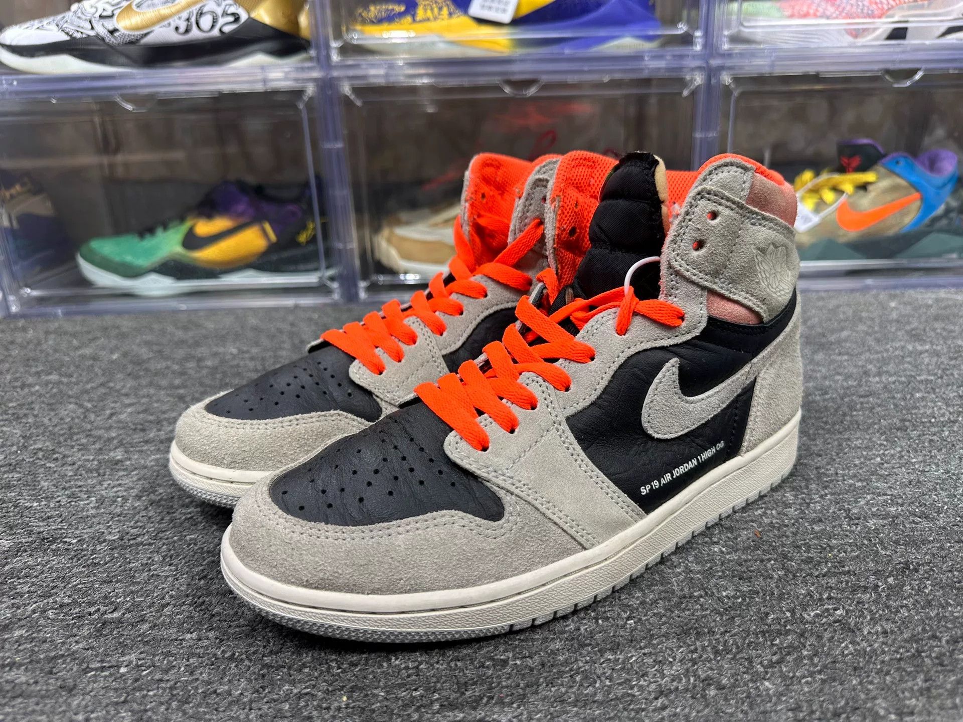 Nike Nike Suede Gray Lowtop Sneakers 9 Men Size US 9 / EU 42 - 1 Thumbnail
