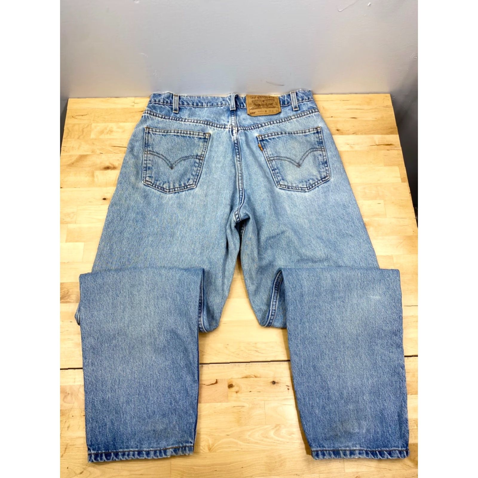 Levi's VINTAGE Levi's 550 Jeans Men's 34x29 Relaxed Fit Orange Tab Grunge 90s Style Straight, 34 Waist, Inseam 29, Regular, Orange, Mens Size US 34 / EU 50 - 4 Thumbnail