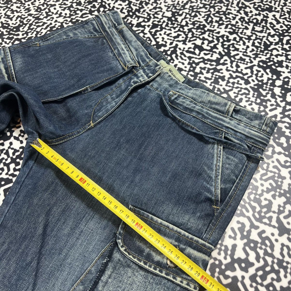 Japanese Brand Vintage Y2K Japanese Cargo Denim Jeans Bondage Style Size 27" / US 4 / IT 40 - 23 Thumbnail