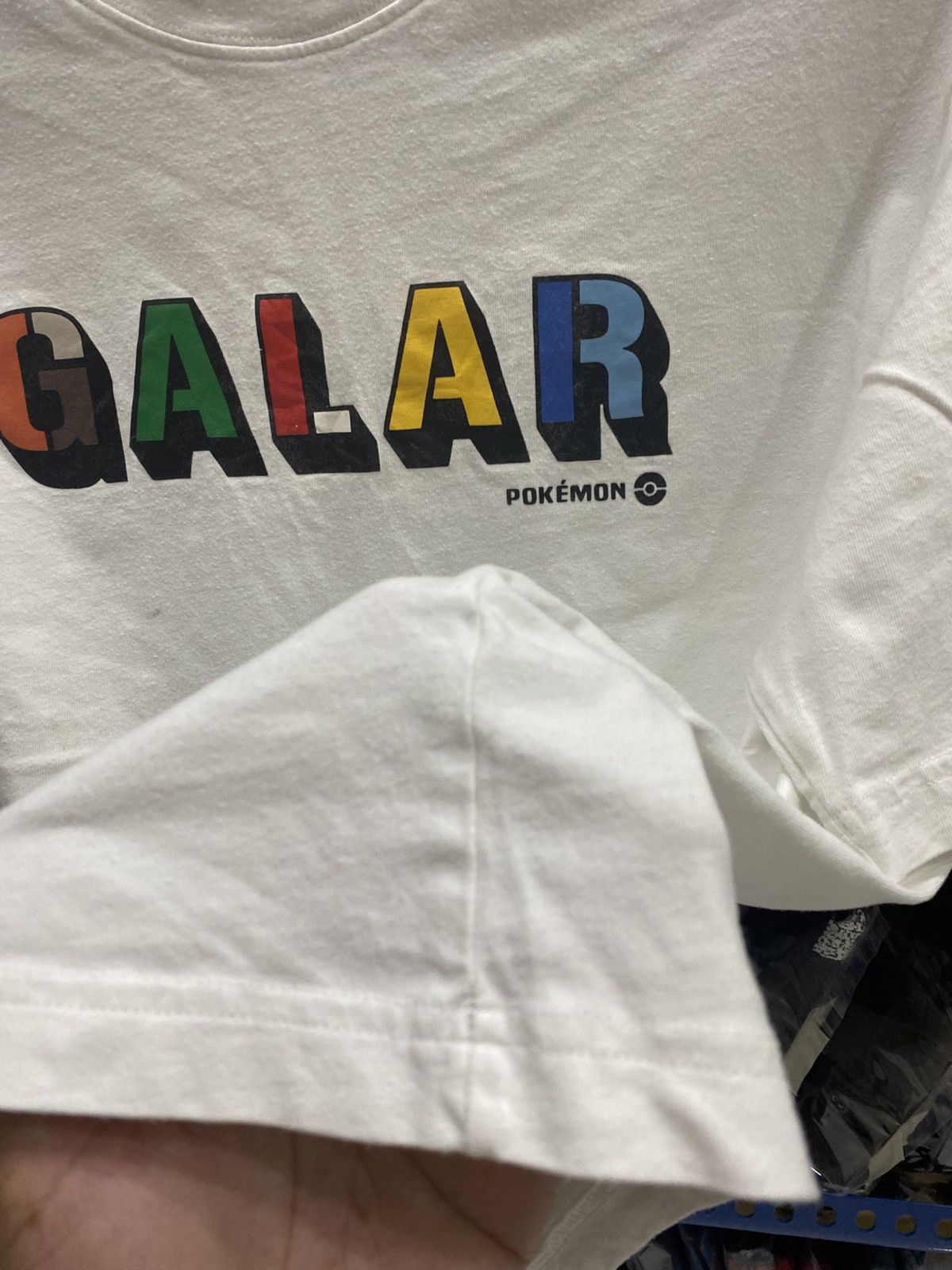 GU GALAR POKÉMON TSHIRT Size US M / EU 48-50 / 2 - 5 Thumbnail