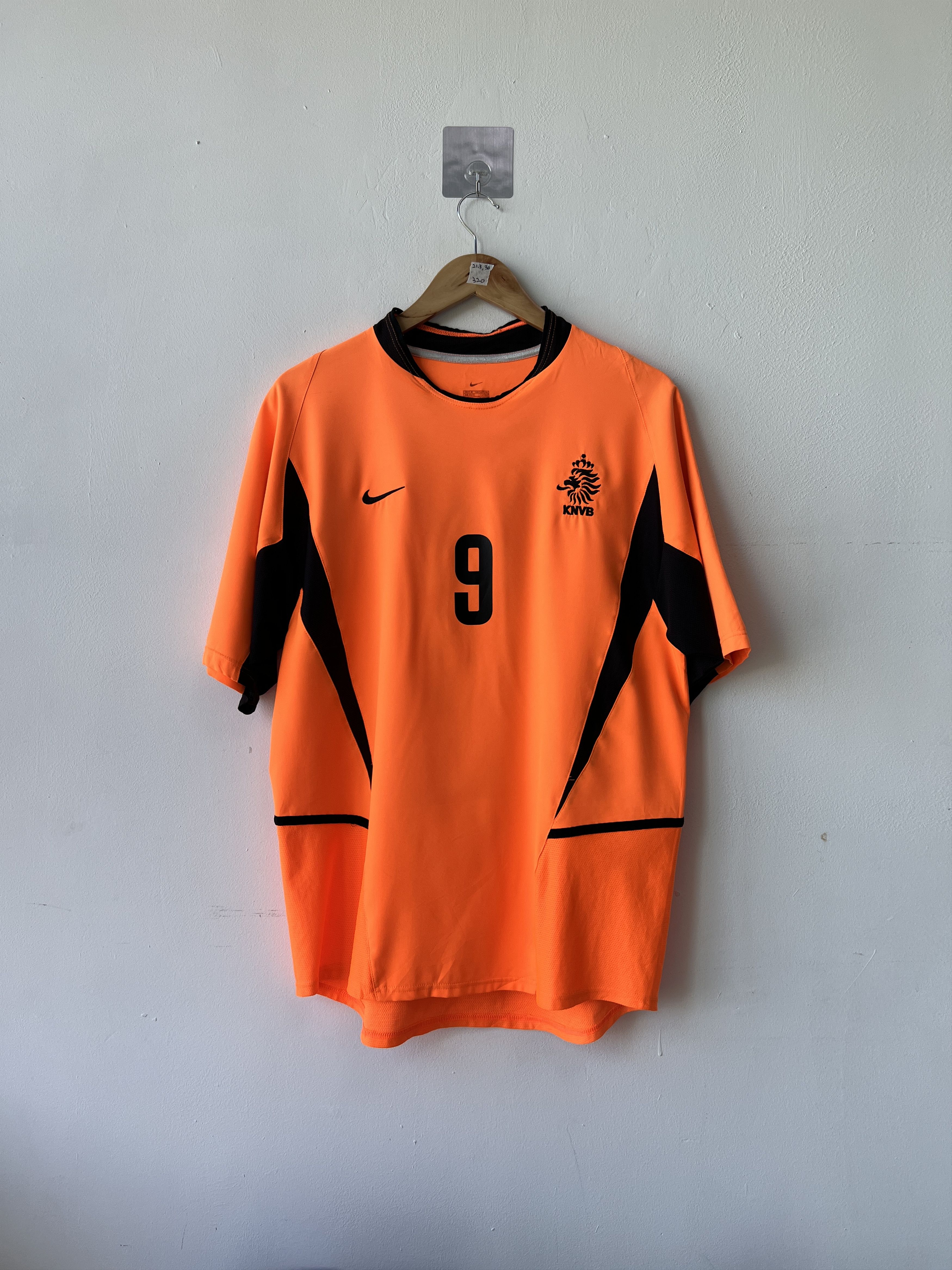Nike (M) Holland 2002-04 Home Kit v. Nistelrooy #9 Size US M / EU 48-50 / 2 - 2 Thumbnail
