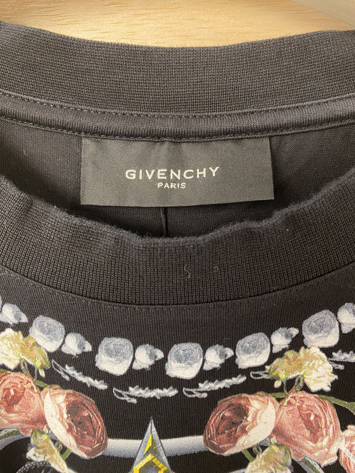 Givenchy Givenchy SS14 Shark and Mermaid Tee Size S Size US S / EU 44-46 / 1 - 4 Thumbnail