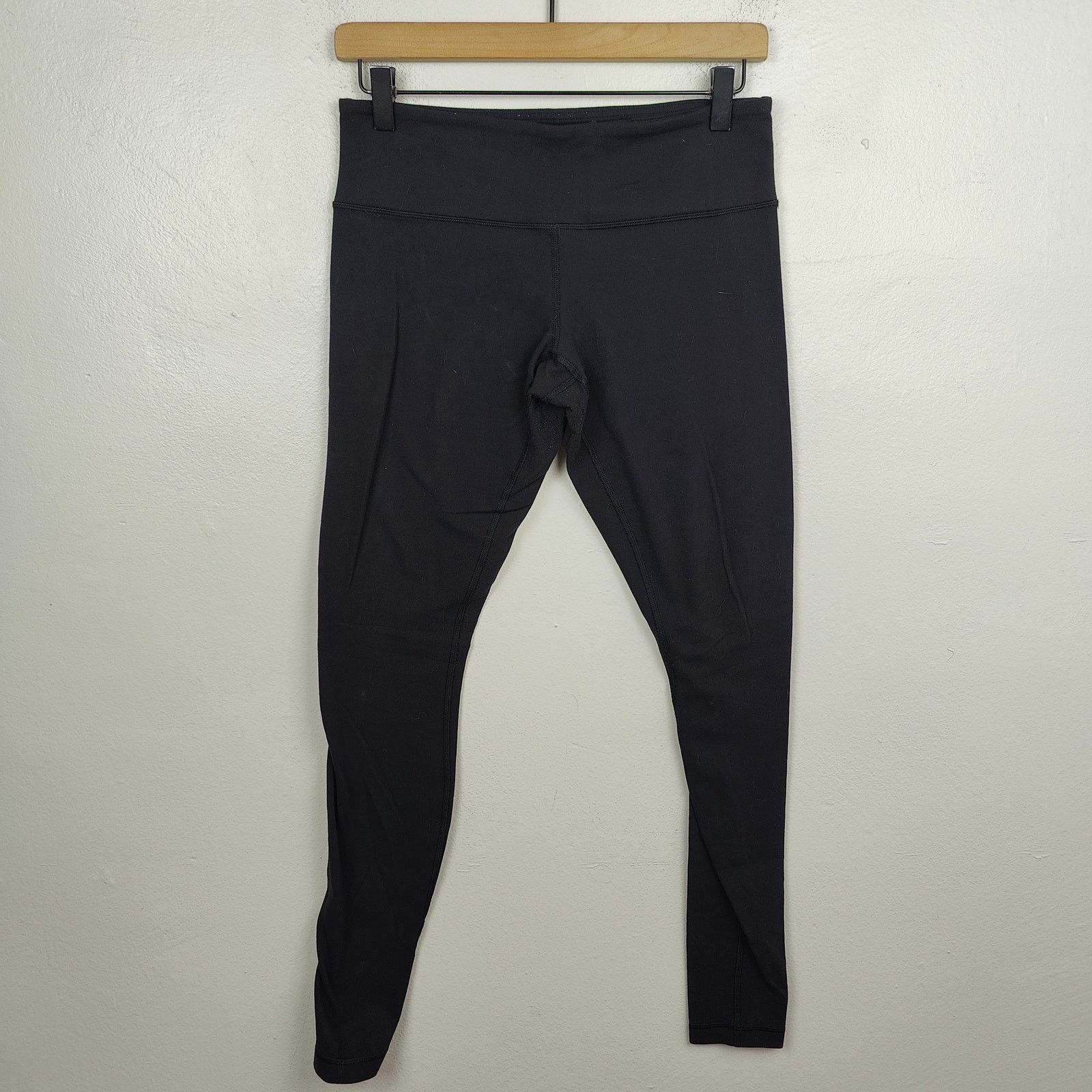 Lululemon Lululemon Wunder Under Leggings Womens 6 Luon Black Size 28" / US 6 / IT 42 - 1 Thumbnail