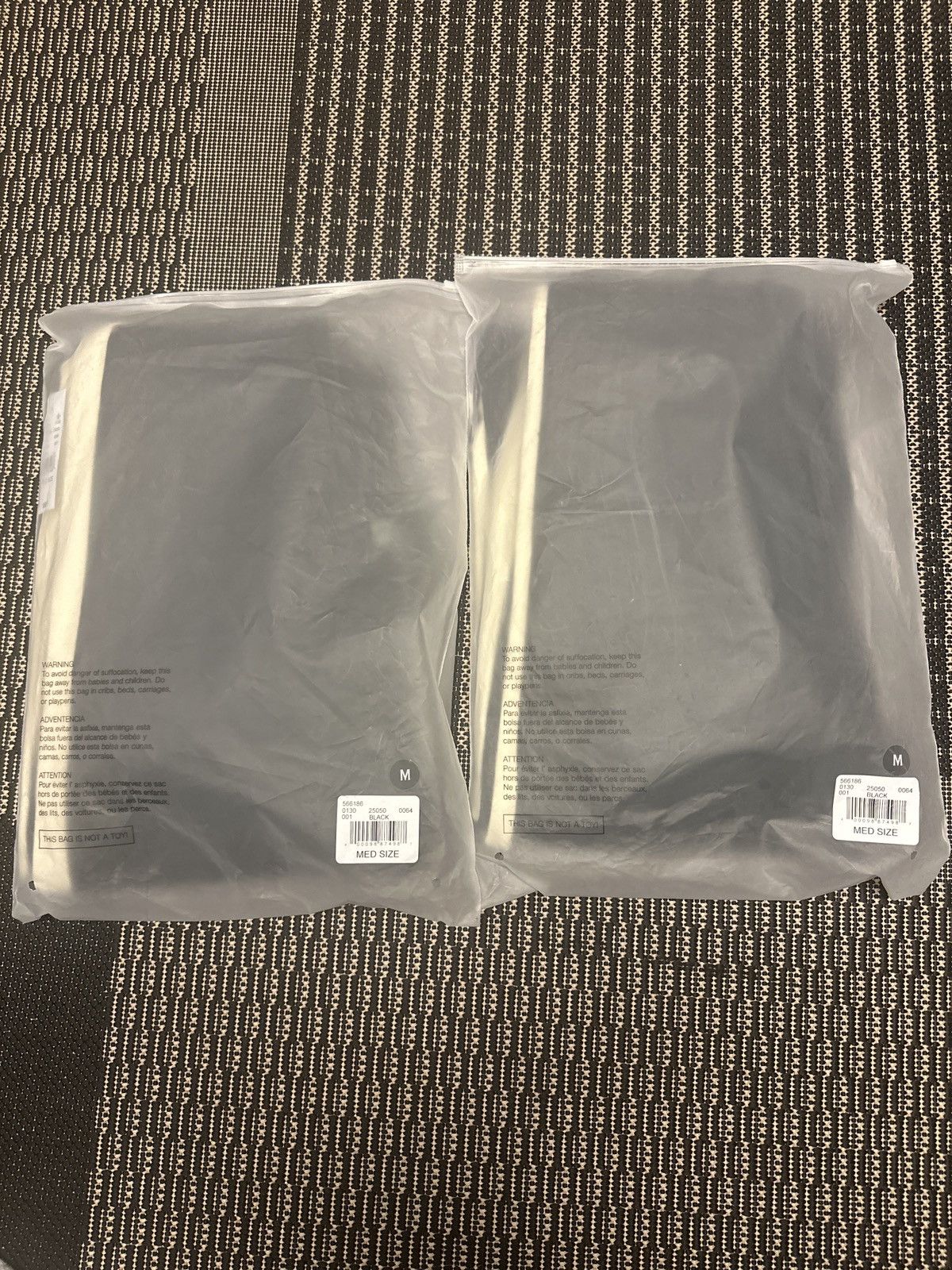 Fear of God Fear of God Essentials Side P Size US 28 / EU 44 - 1 Thumbnail