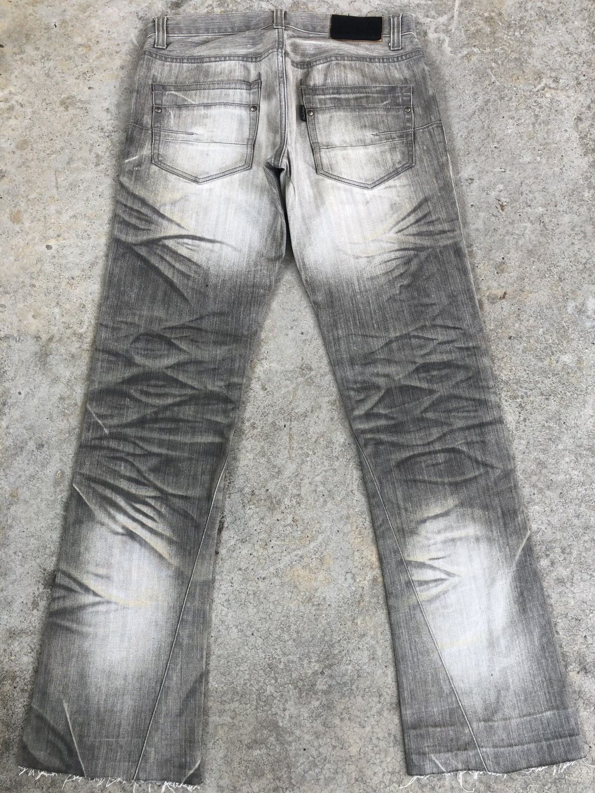 Tornado Mart Tornado Mart Flared Jeans Distressed Jeans Size US 32 / EU 48 - 2 Thumbnail