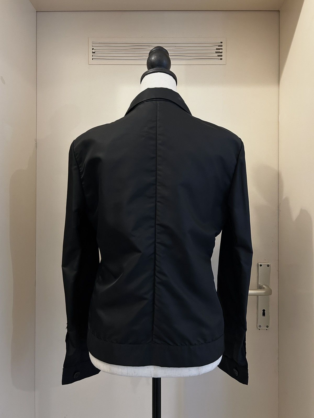 Helmut Lang Helmut Lang 1996 minimalistic nylon blazer Size M / US 6-8 / IT 42-44 - 2 Thumbnail