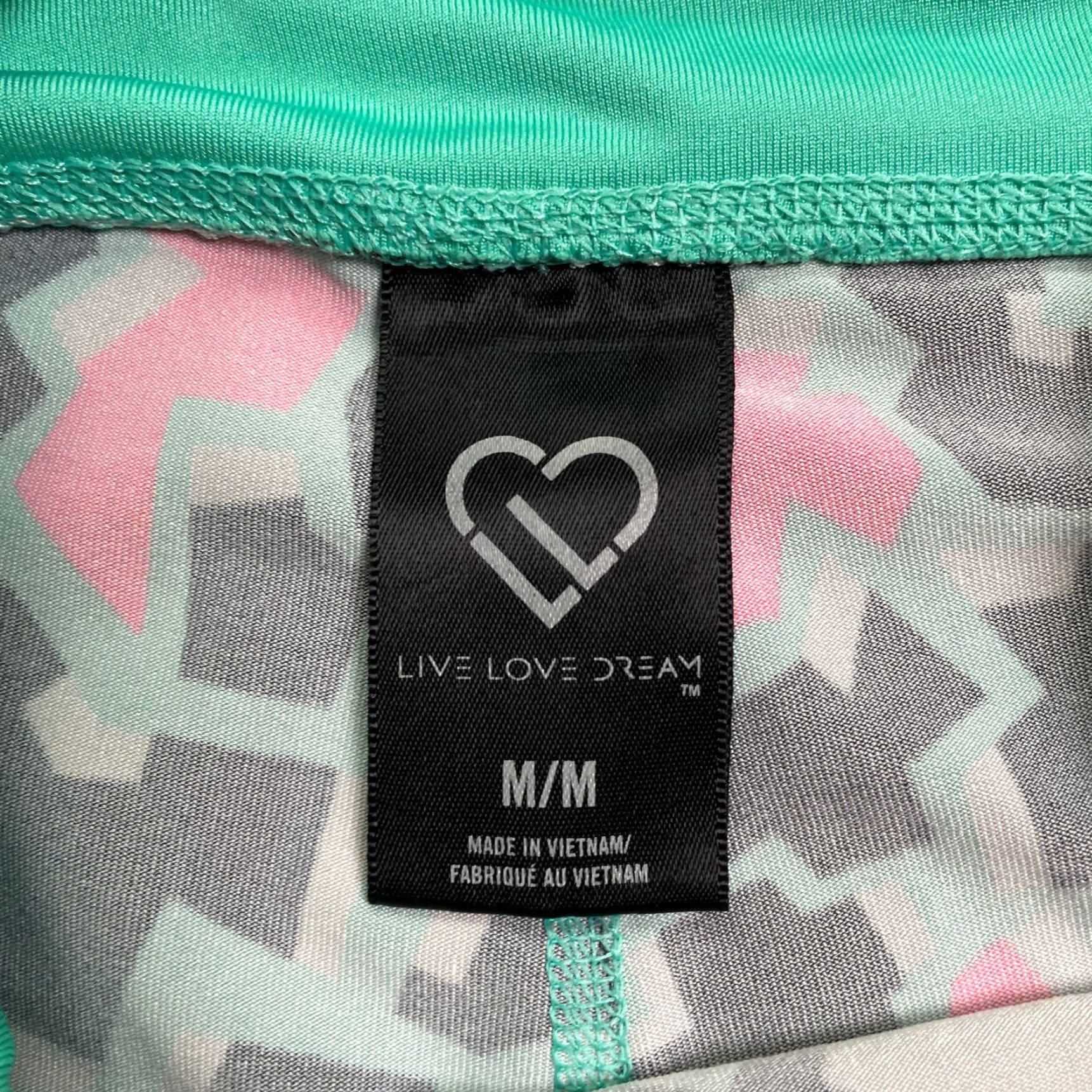 Olive LIVE LOVE DREAM Compression Leggings Womens M Multicolor Geometric 26x20 Athletic Pattern Geometric, Leggings, Activewear Womens Size 32" / US 10 / IT 46 - 4 Thumbnail