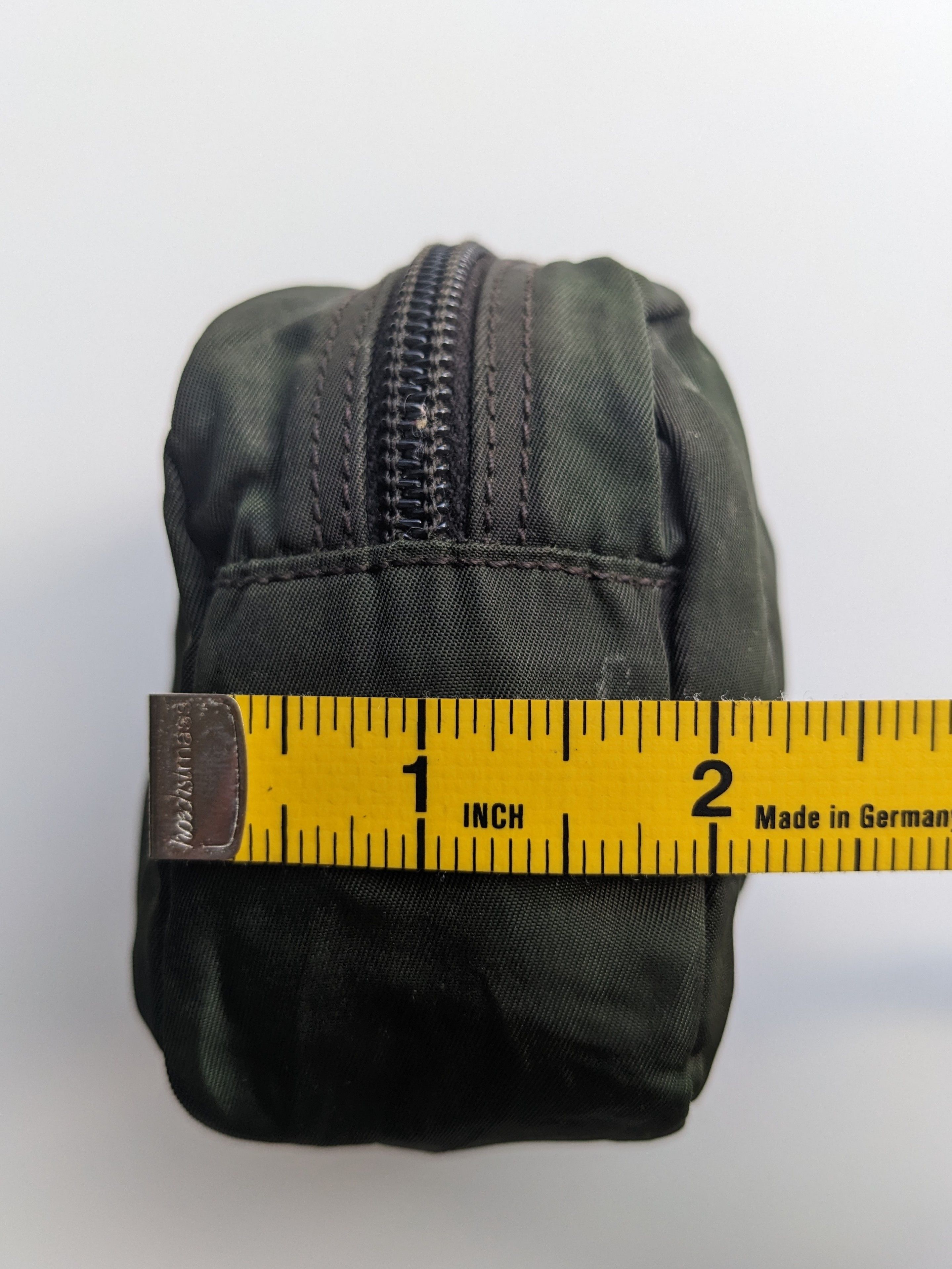 Prada Prada nylon cosmetic pouch dark green Size ONE SIZE - 11 Thumbnail
