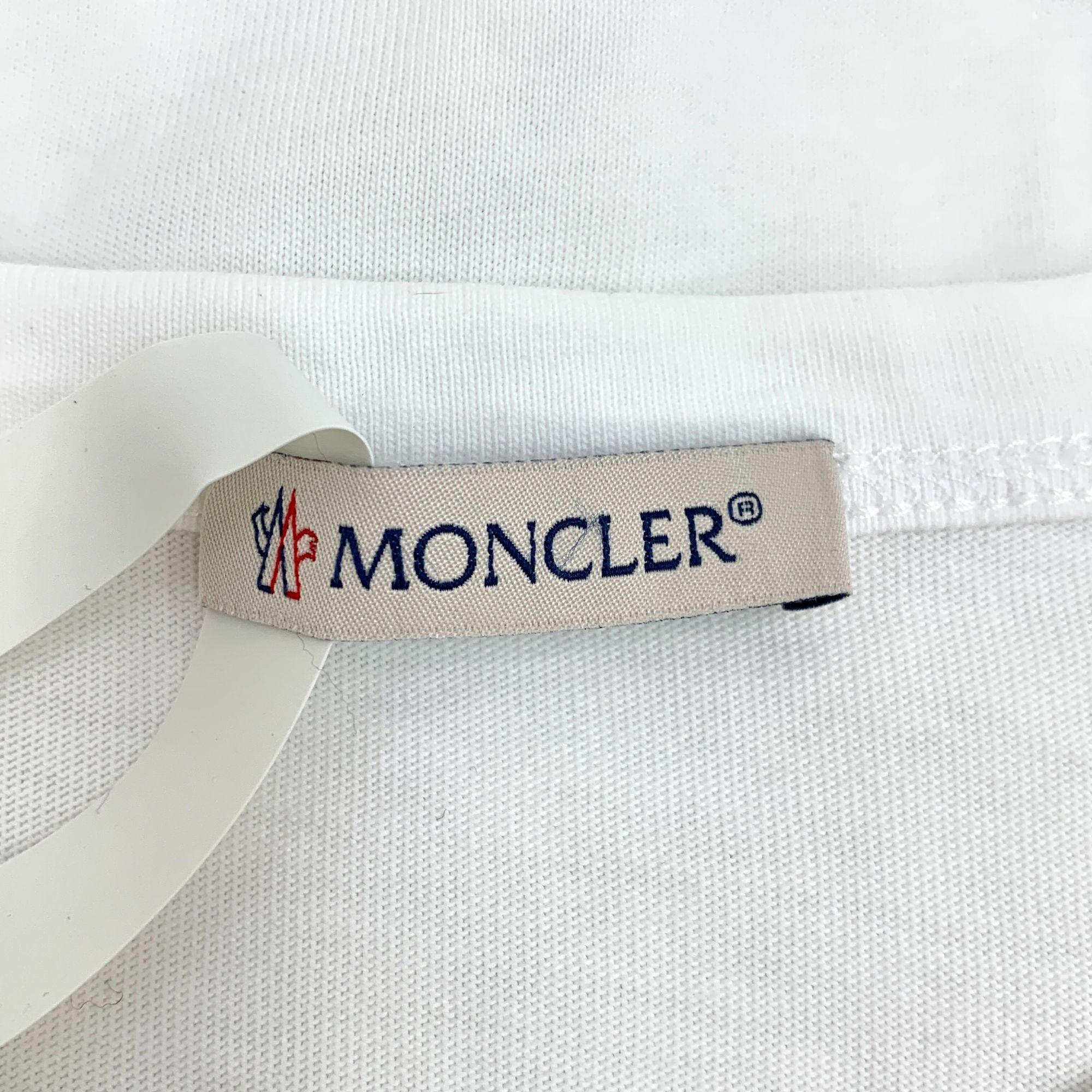 Moncler Moncler Mens White Graphic Cotton T-Shirt With Logo Patch & Size US S / EU 44-46 / 1 - 4 Thumbnail