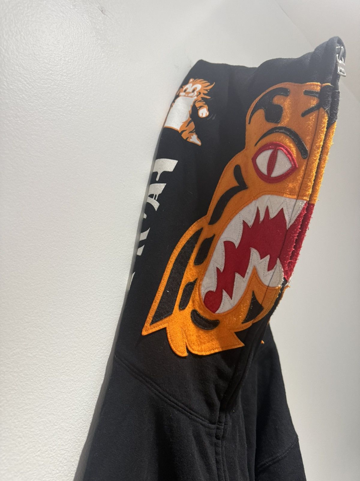 Bape Bathing ape RARE tiger Size US L / EU 52-54 / 3 - 2 Thumbnail
