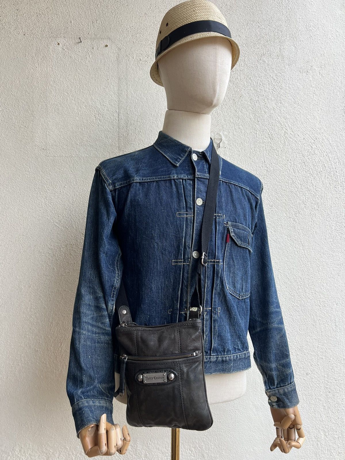 Juicy Couture Jeans Vintage Juicy Couture Patina Goat Leather Mini Bag Size ONE SIZE - 22 Thumbnail