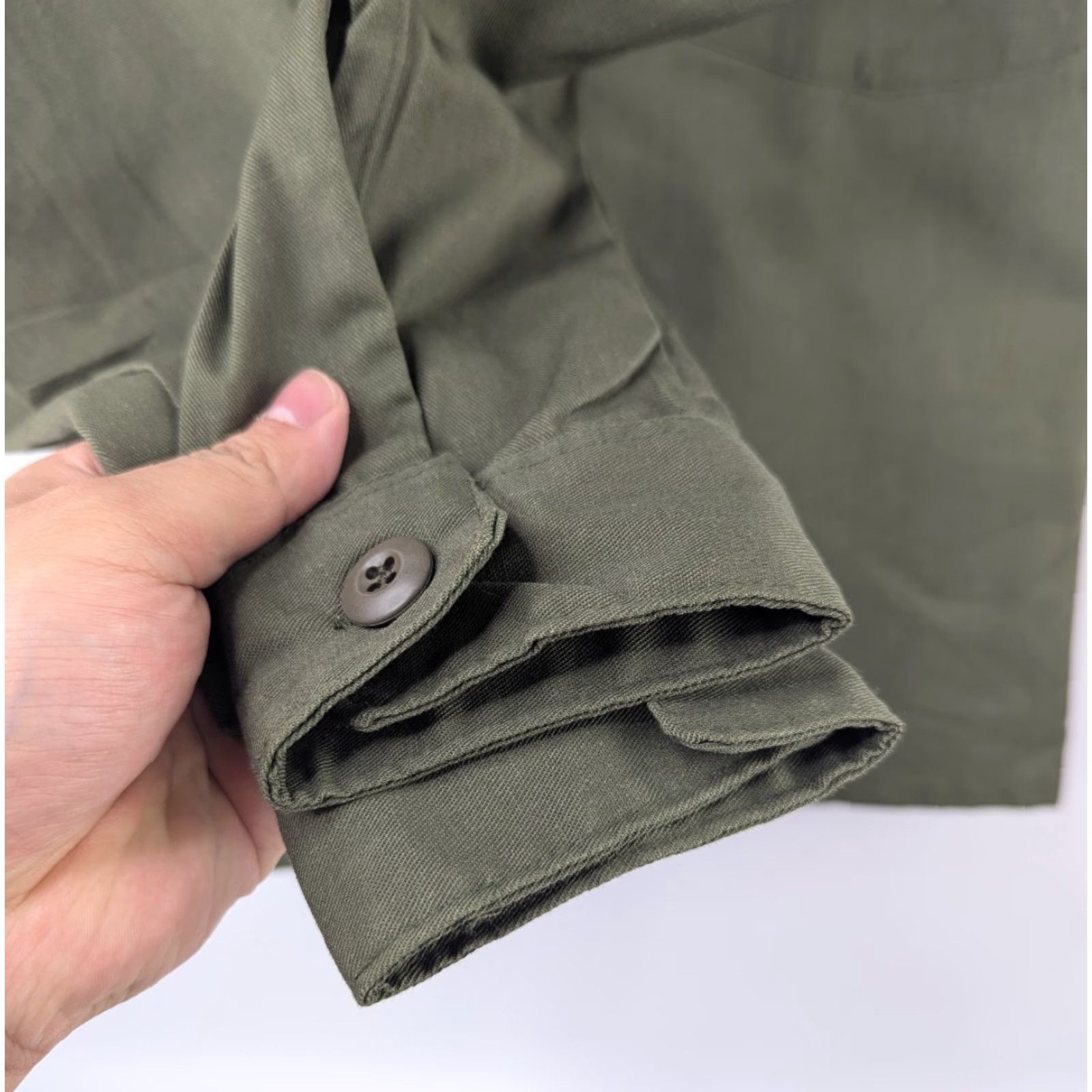 Olive VINTAGE Military Shirt Mens M/L 80s Olive Green Button-Up Collared Twill Dura-Press Wrinkle-Resistant Pockets US Made Size US M / EU 48-50 / 2 - 5 Thumbnail