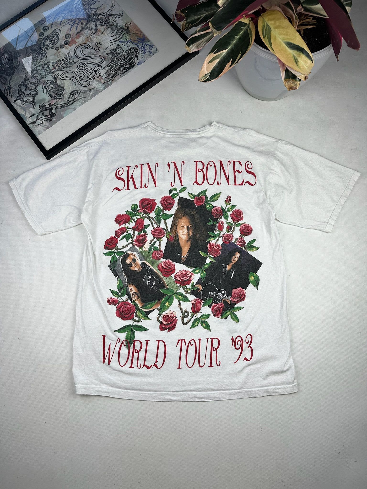 Band Tees Vintage guns n roses 1993 Size US L / EU 52-54 / 3 - 5 Thumbnail
