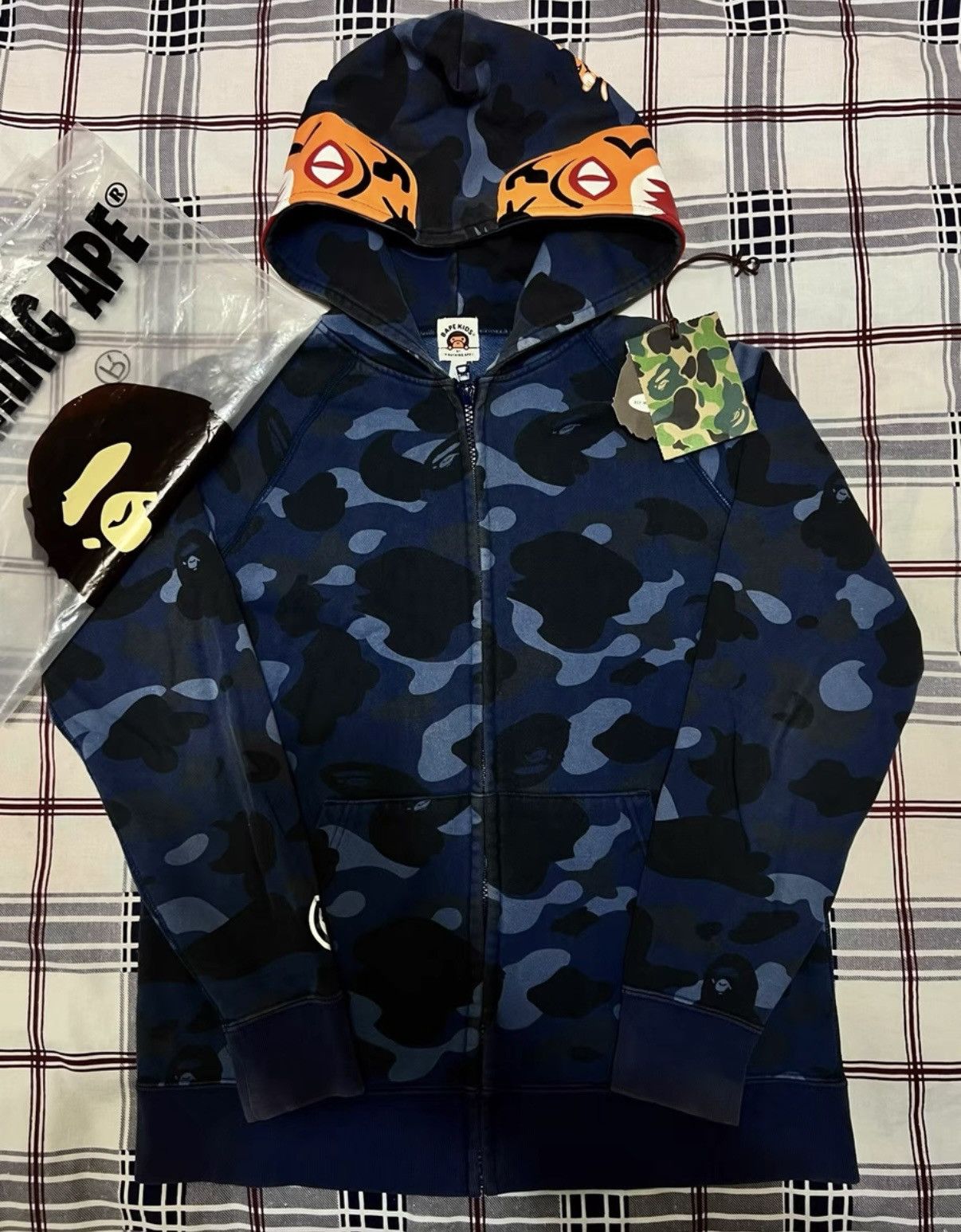 Bape BAPE OG Nigo Era Blue Tiger Camo Zip Hoodie Jacket Size US S / EU 44-46 / 1 - 1 Thumbnail