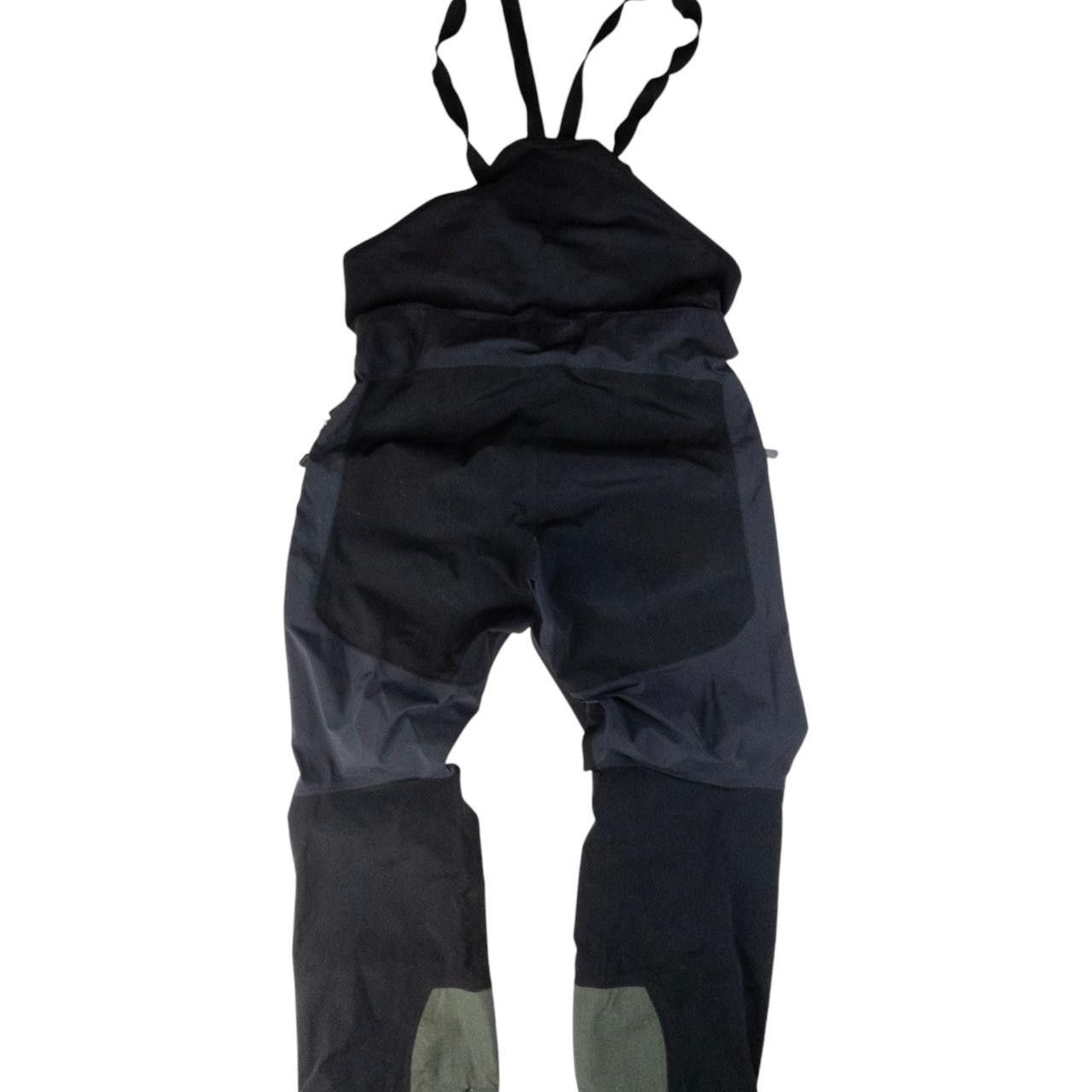 Arc'teryx Vintage Arcteryx Goretex Full Zip Dungarees Size L Size US 40 / EU 56 - 4 Thumbnail