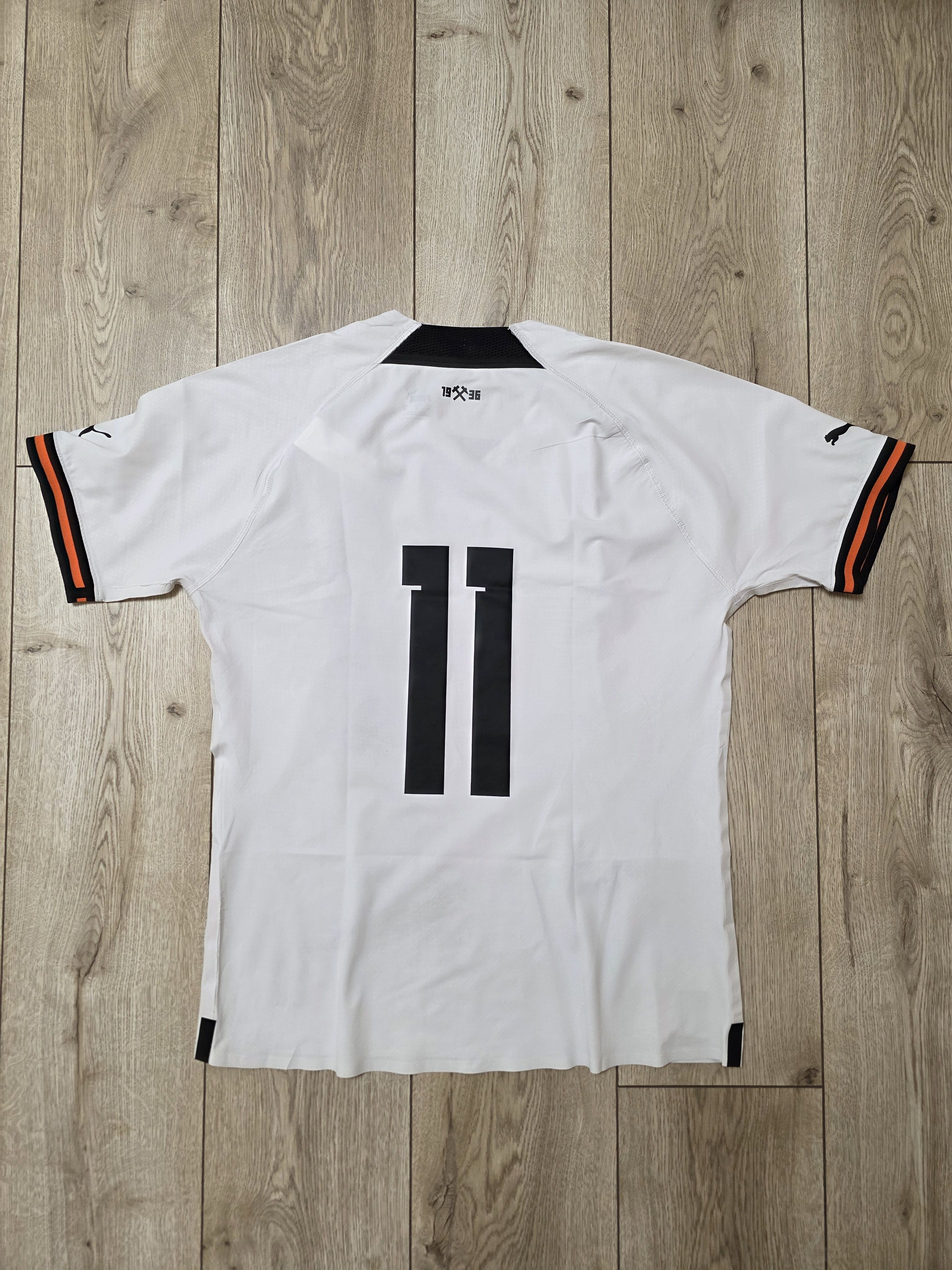 Puma SHAKHTAR DONETSK 2023 2024 THIRD FOOTBALL SOCCER JERSEY Size US M / EU 48-50 / 2 - 2 Thumbnail