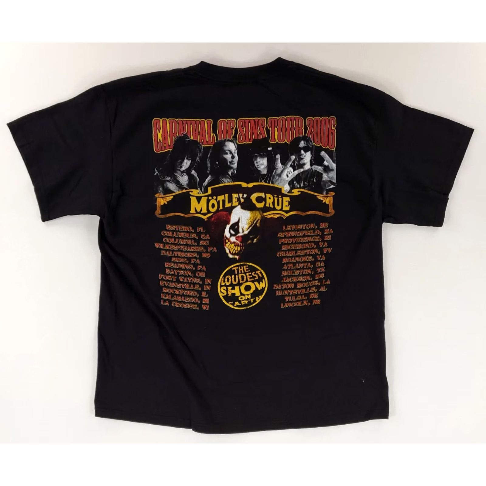 Vintage Motley Crue T Shirt Carnival of Sins Tour 2006 Black Short Sleeve Mens XL Size US XL / EU 56 / 4 - 4 Thumbnail