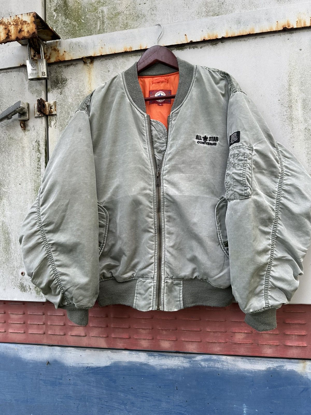 Vintage 👹Vintage Faded Converse MA-1 Cream Green Bomber Jacket Size US M / EU 48-50 / 2 - 6 Thumbnail