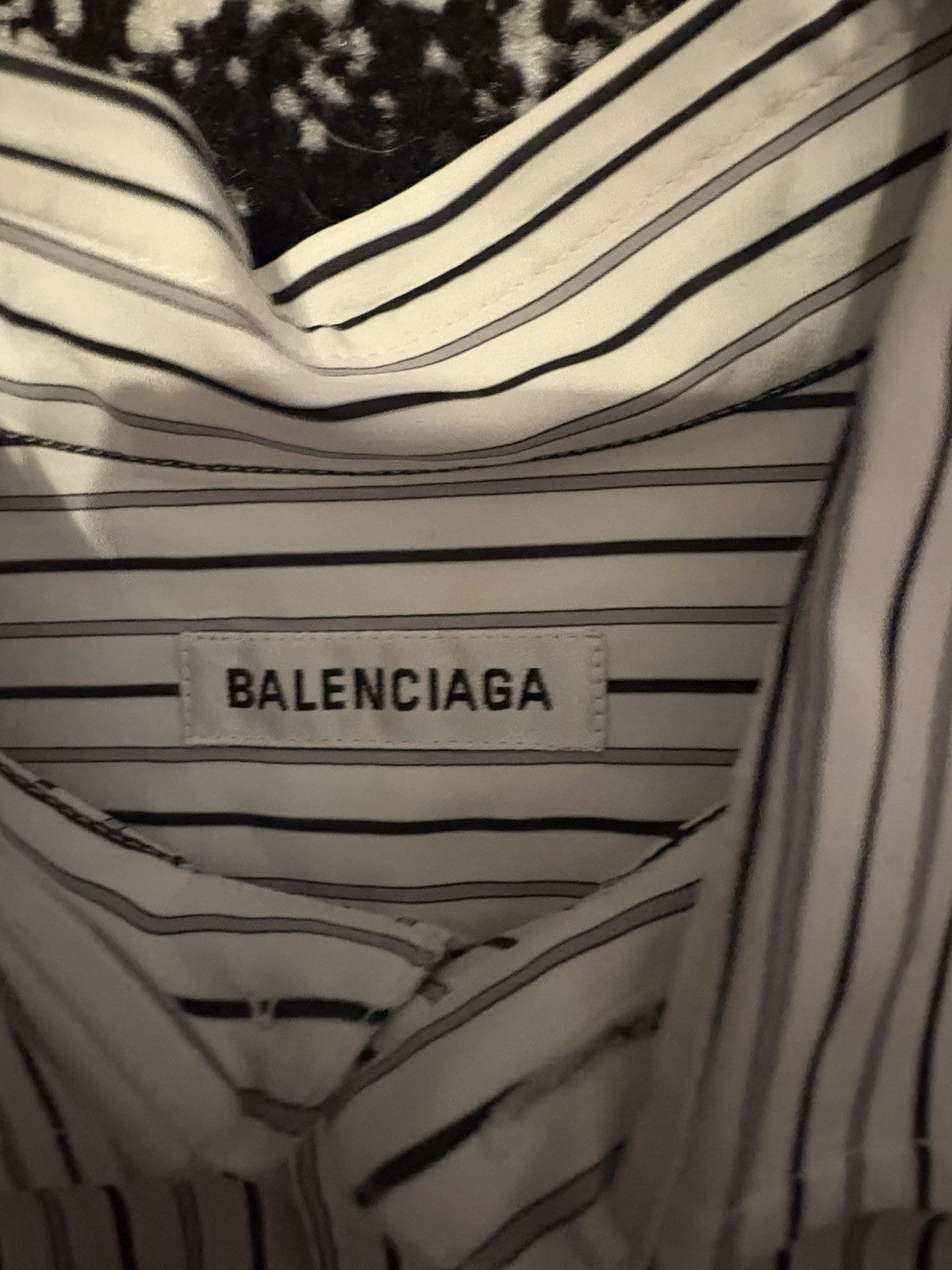 Balenciaga Balenciaga ye24 button up Size US M / EU 48-50 / 2 - 6 Thumbnail
