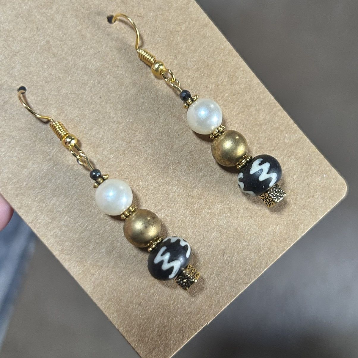 Handmade Handcrafted elegant salvaged vintage beads earrings Size ONE SIZE - 1 Thumbnail