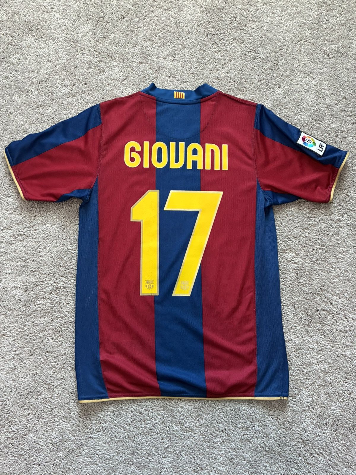 Nike 2007/2008 Barcelona Home Kit Size US S / EU 44-46 / 1 - 2 Thumbnail