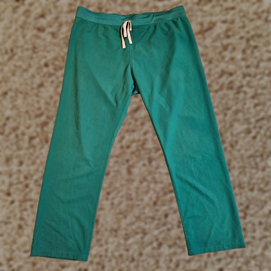 Vintage FIGS Pants Women XXL Tall Green Scrub Elastic Stretch Pockets Technical Medical Womens Tall Pants Green Scrub Size 40" / US 18 - 1 Thumbnail