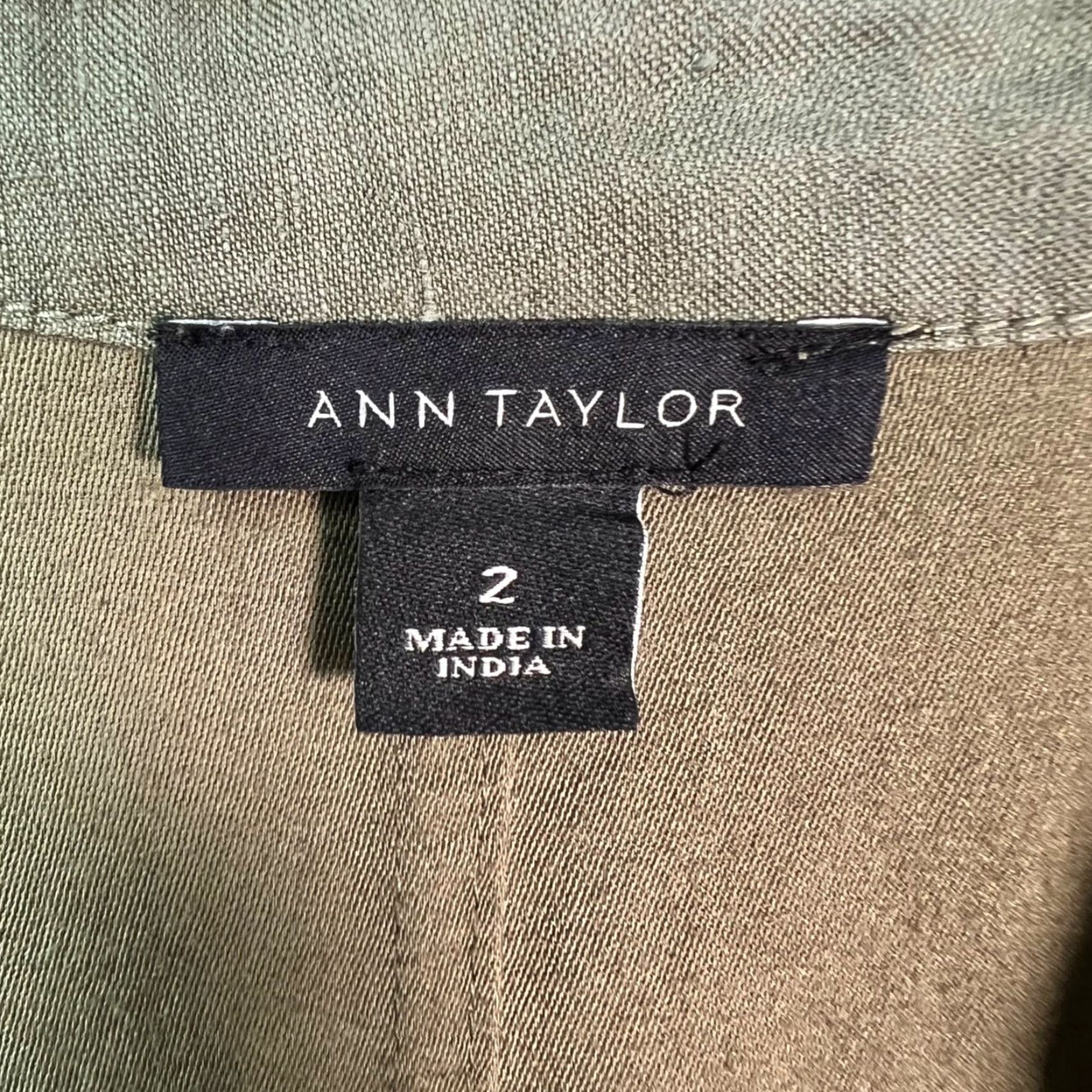 Ann Taylor Ann Taylor Womens Dress Shirt Olive Green Button-Front Utility Belted Waist Knee Length Long Sleeve Vintage No (adjust to original constraints) Size XS / US 0-2 / IT 36-38 - 3 Thumbnail