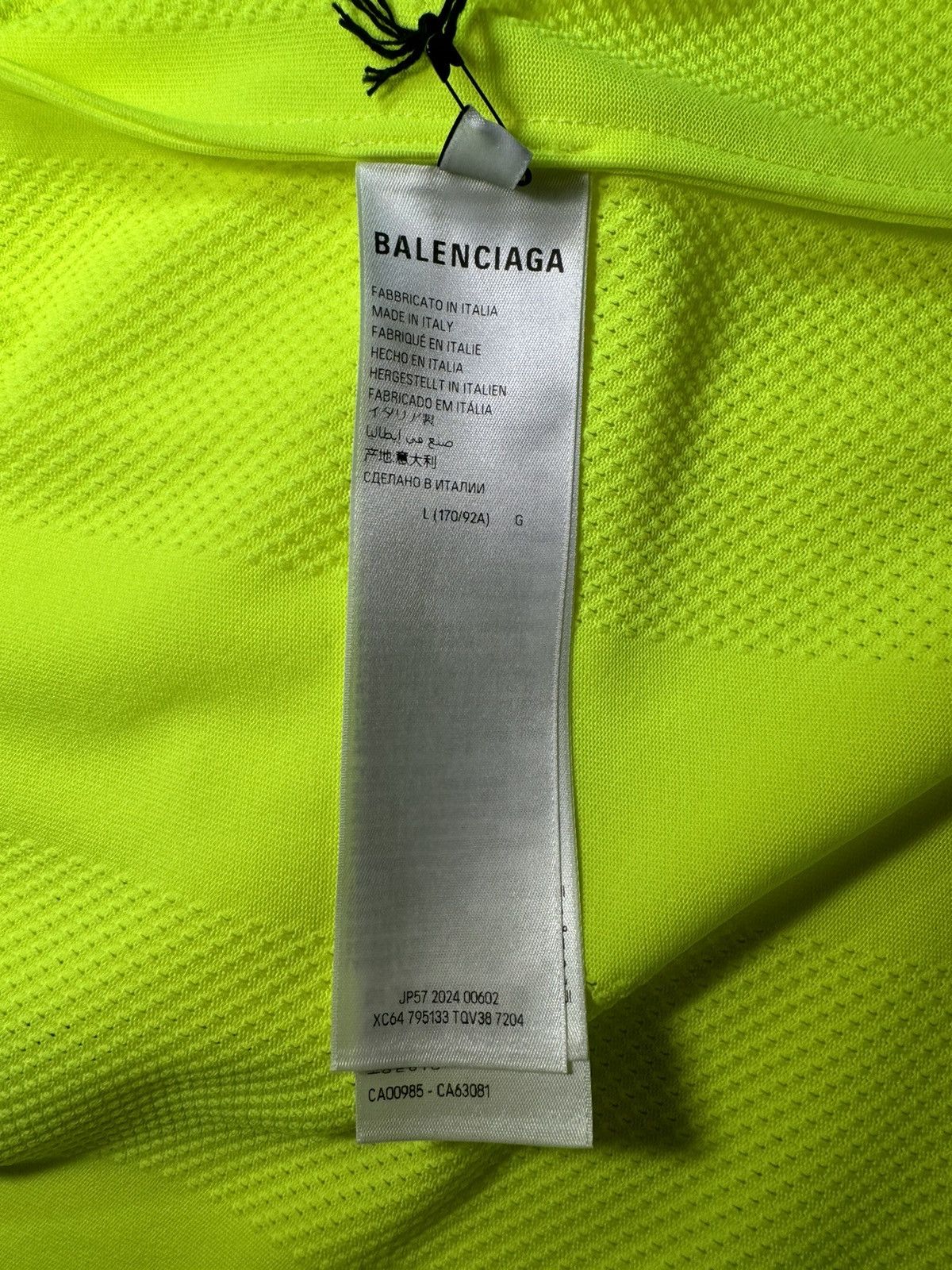 Balenciaga Balenciaga Fluo Yellow Striped Mesh Shirt Size L Size US L / EU 52-54 / 3 - 11 Thumbnail
