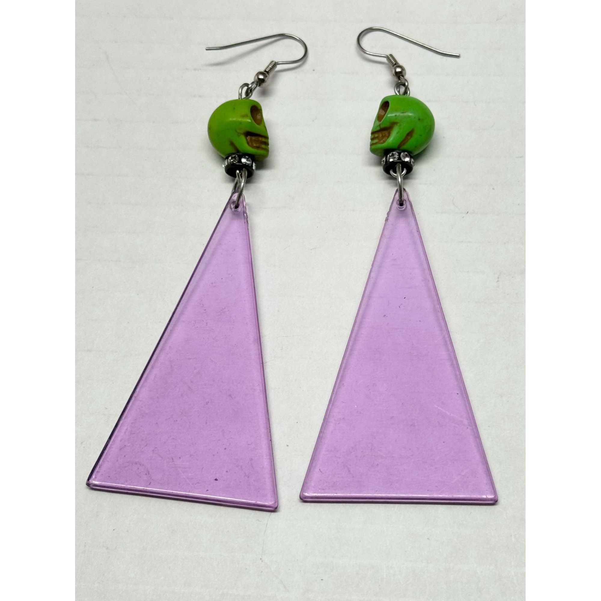 Vintage Vintage Purple lucite rhinestone skull dangle drop earrings Size ONE SIZE - 1 Thumbnail